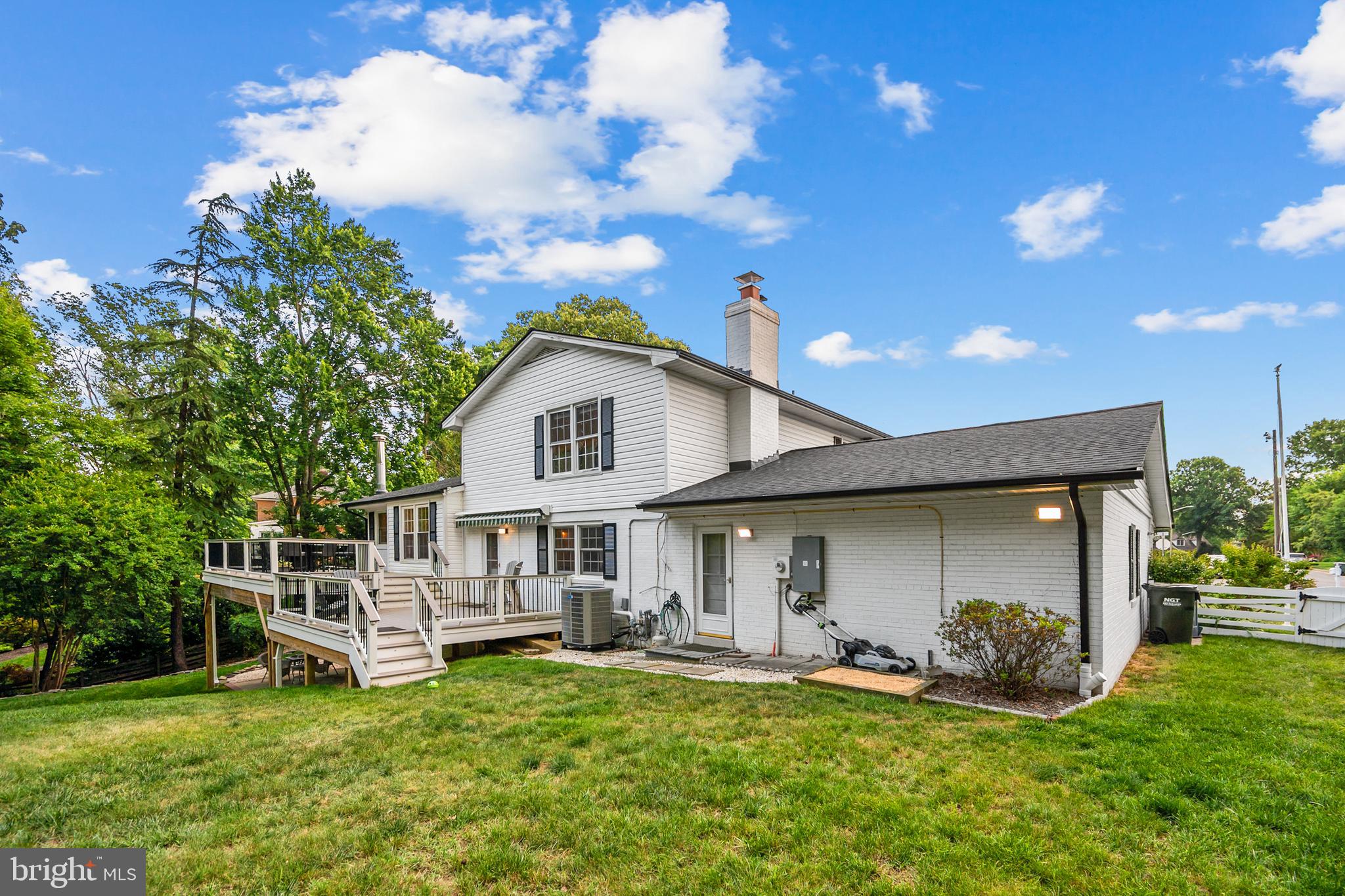 BELLE RIVE - Residential
