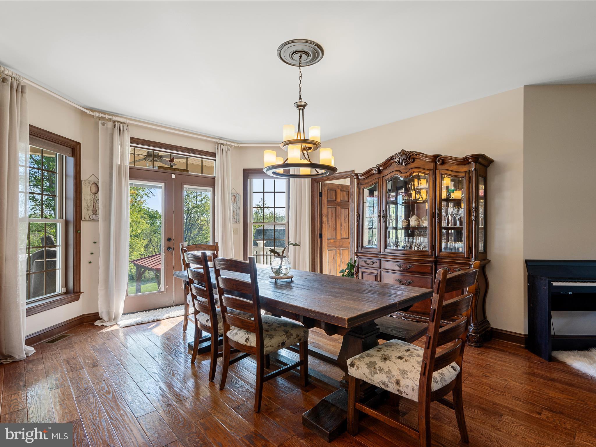 EASTLAND - Residential