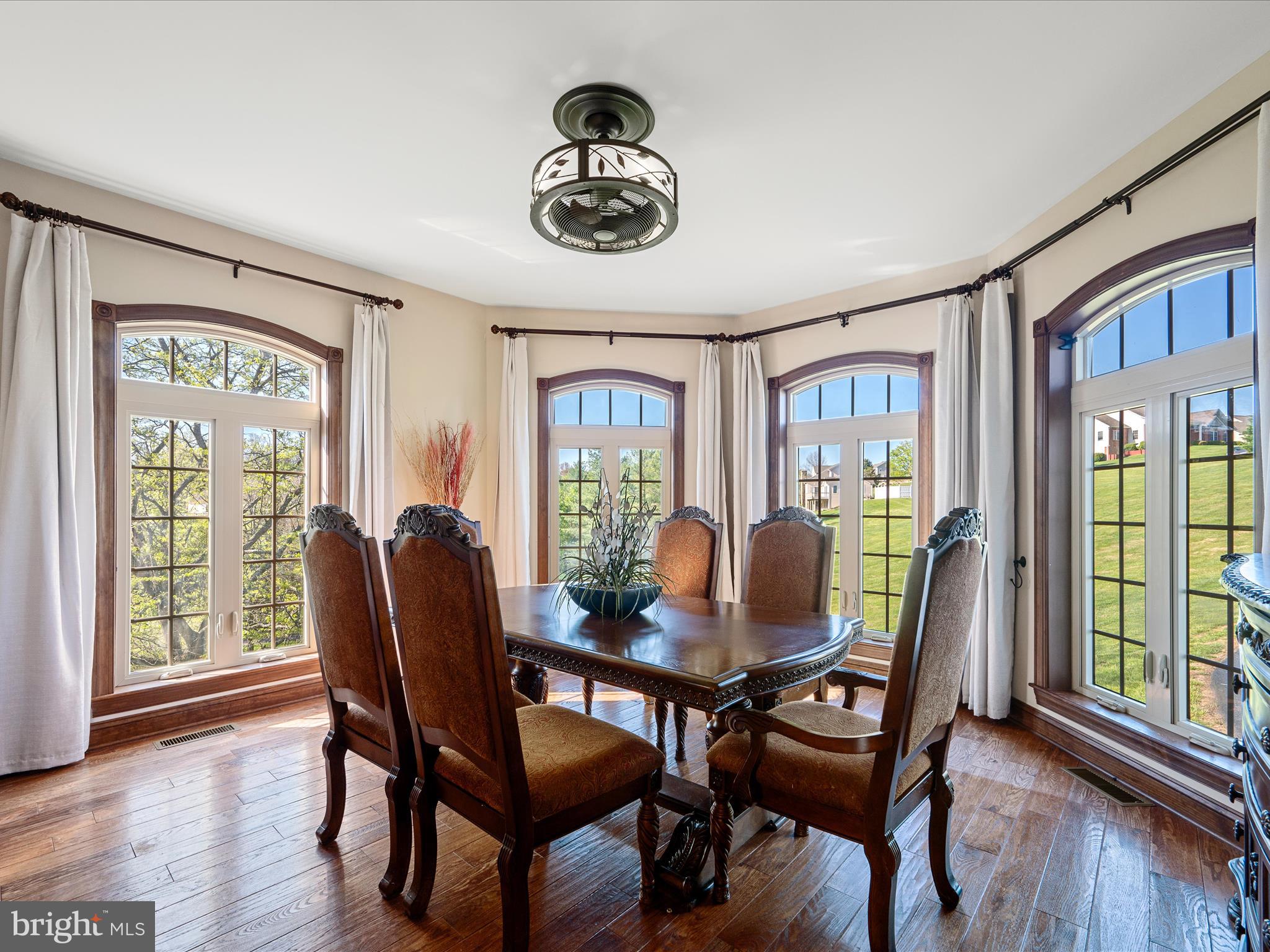 EASTLAND - Residential