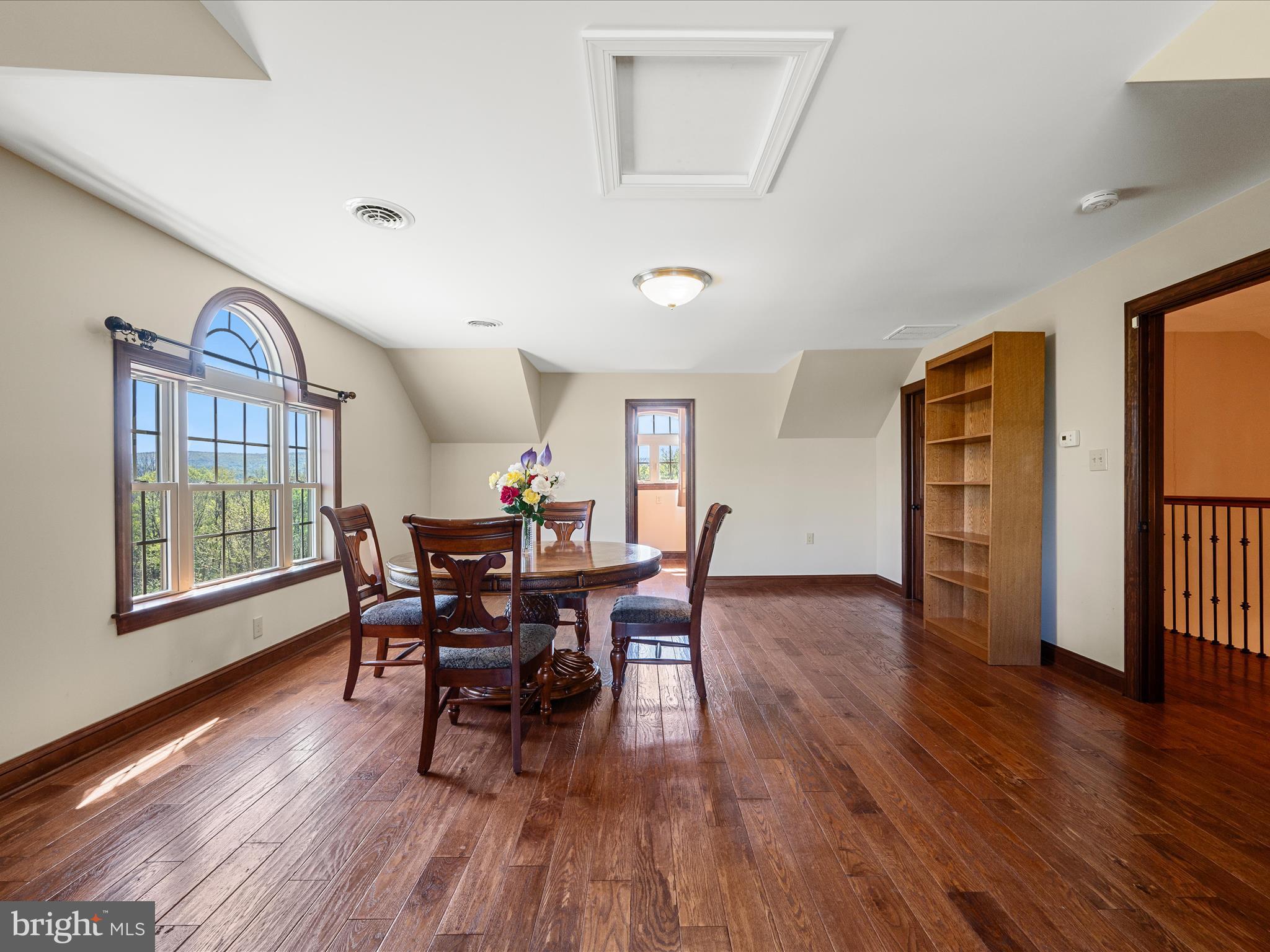 EASTLAND - Residential