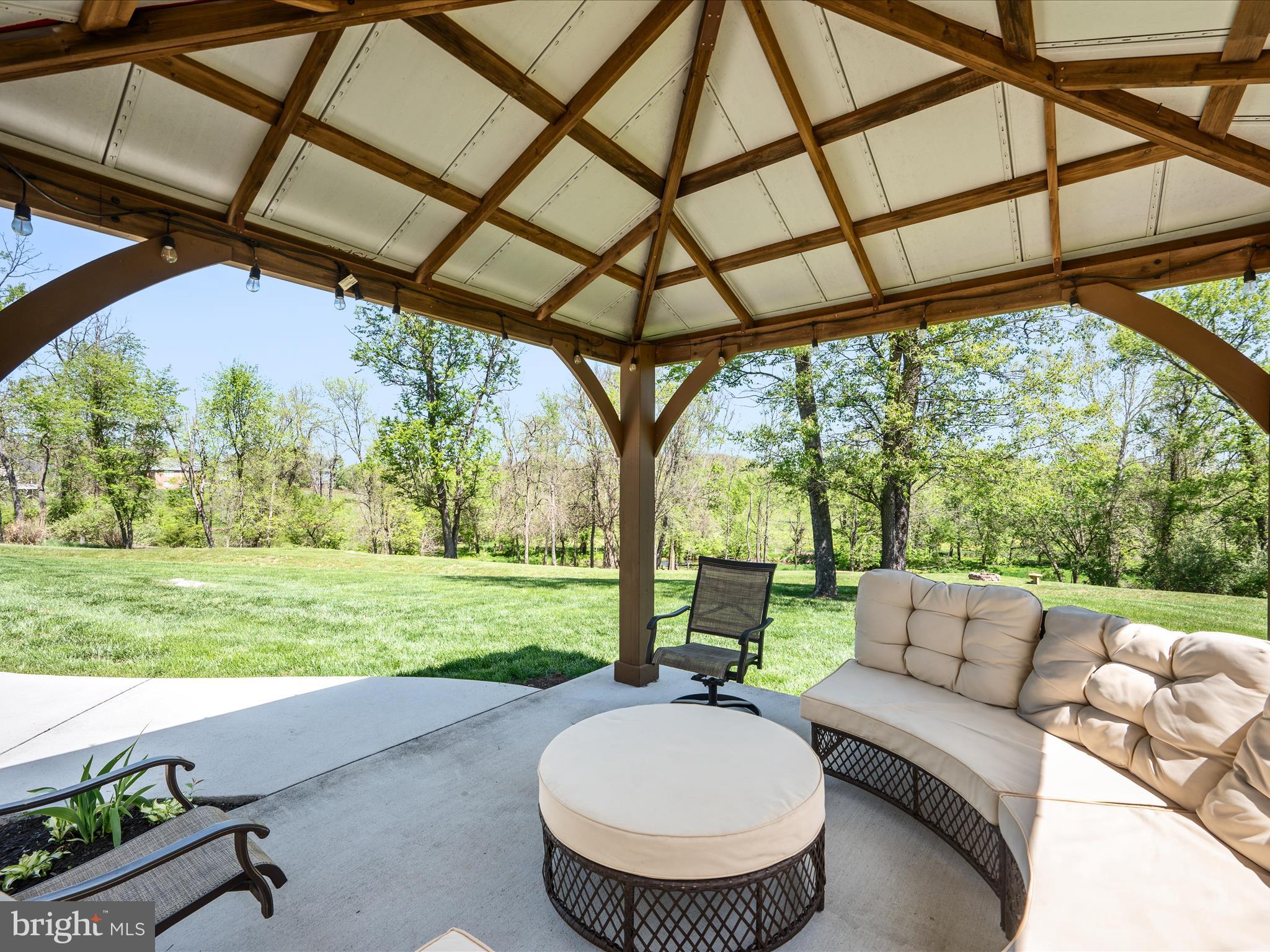 EASTLAND - Residential