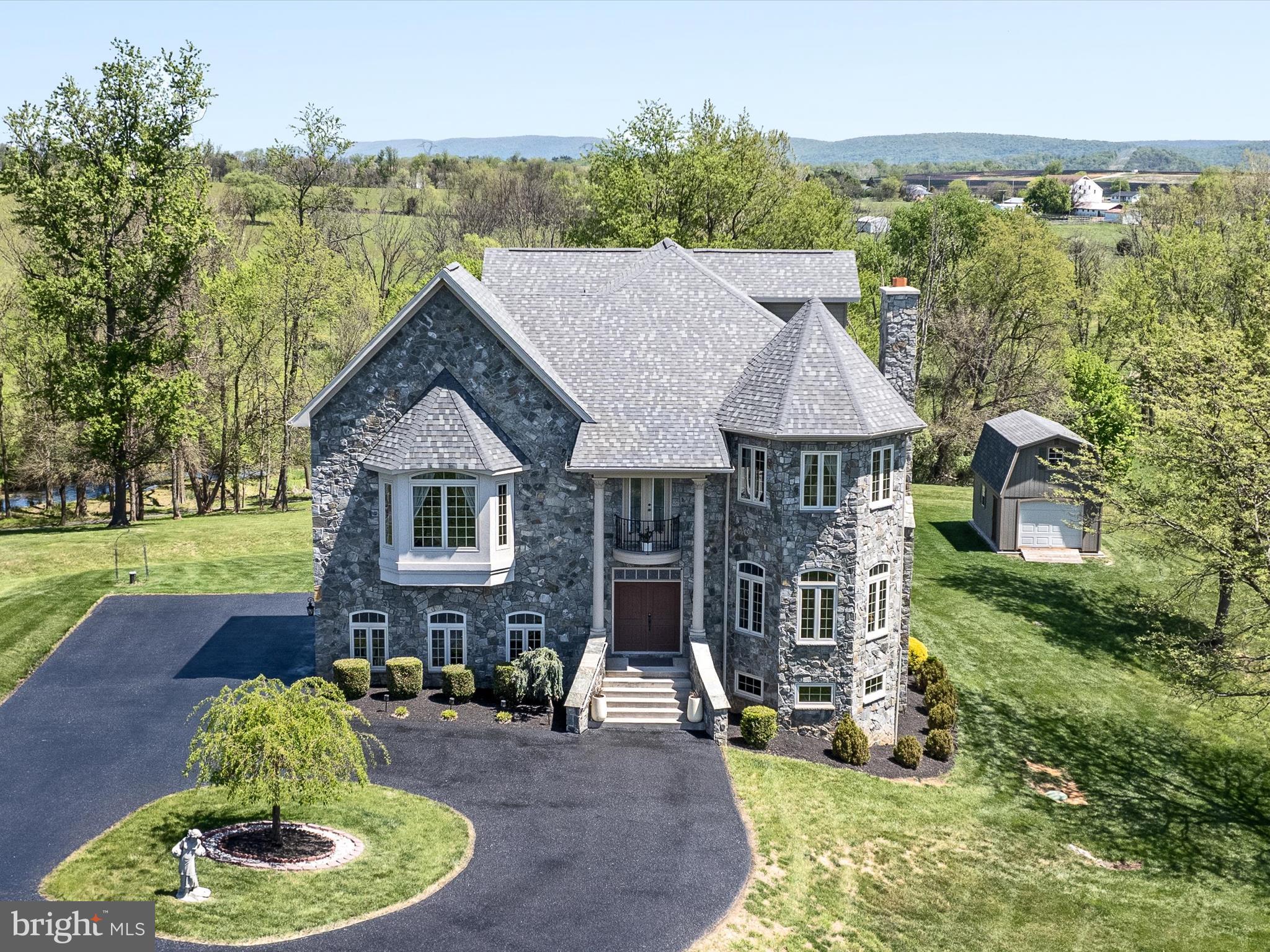 EASTLAND - Residential