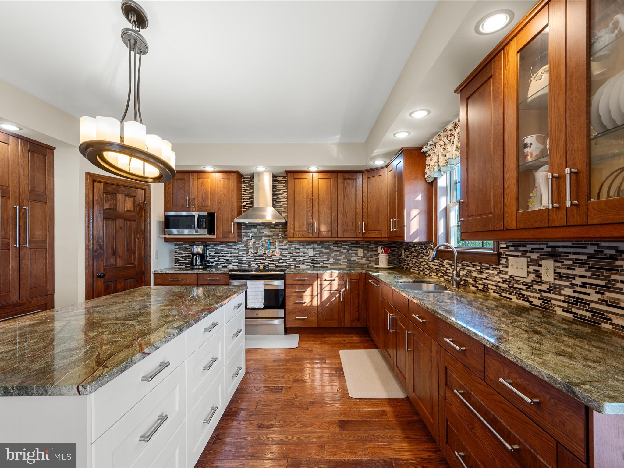 EASTLAND - Residential