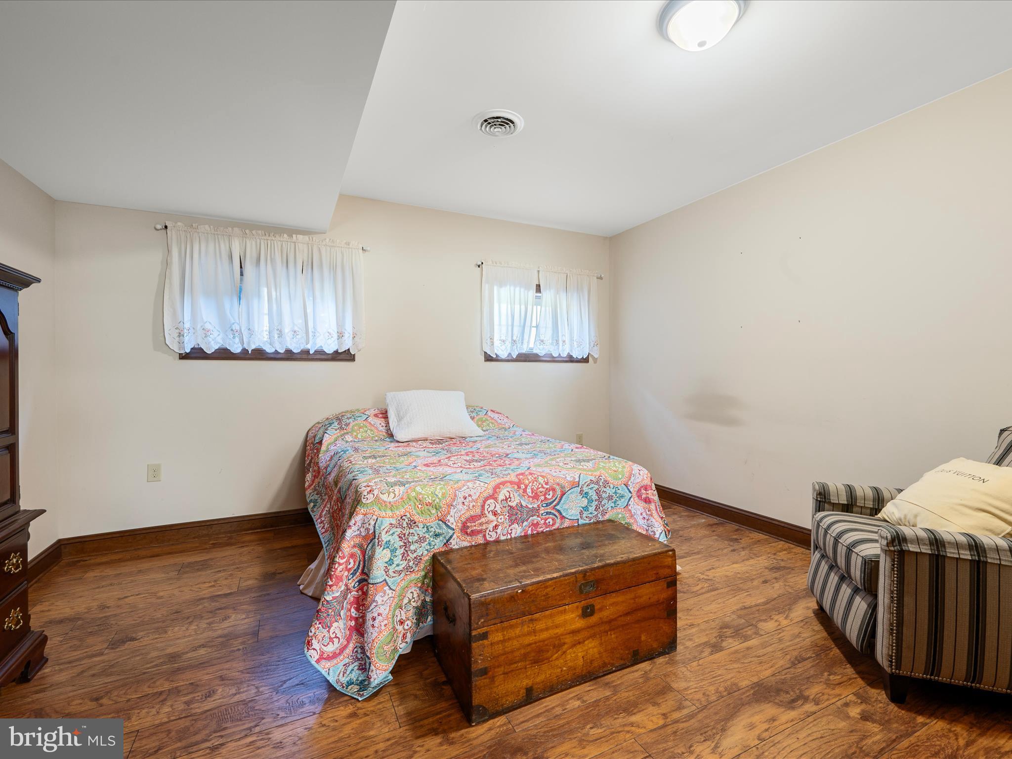 EASTLAND - Residential