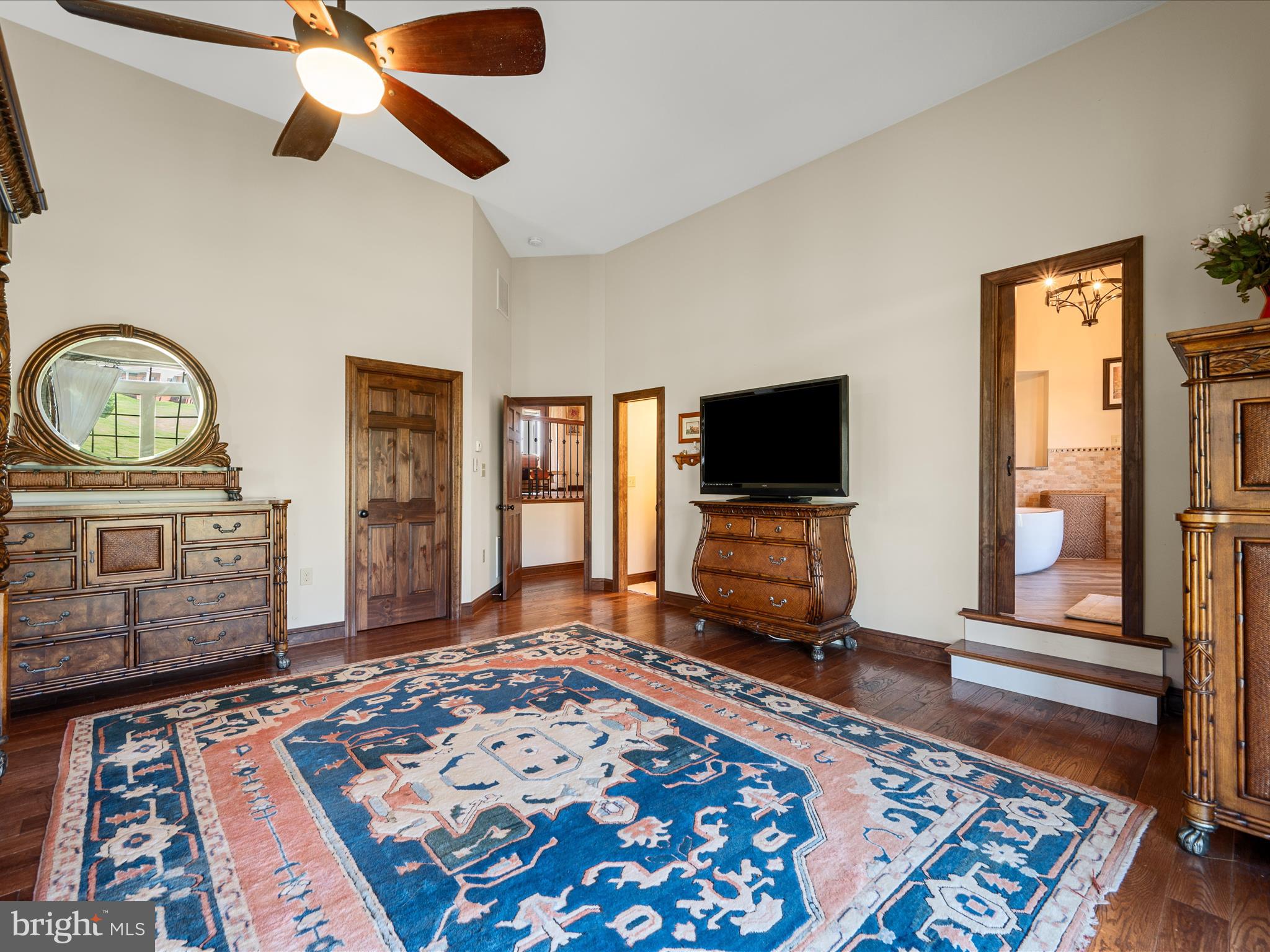 EASTLAND - Residential