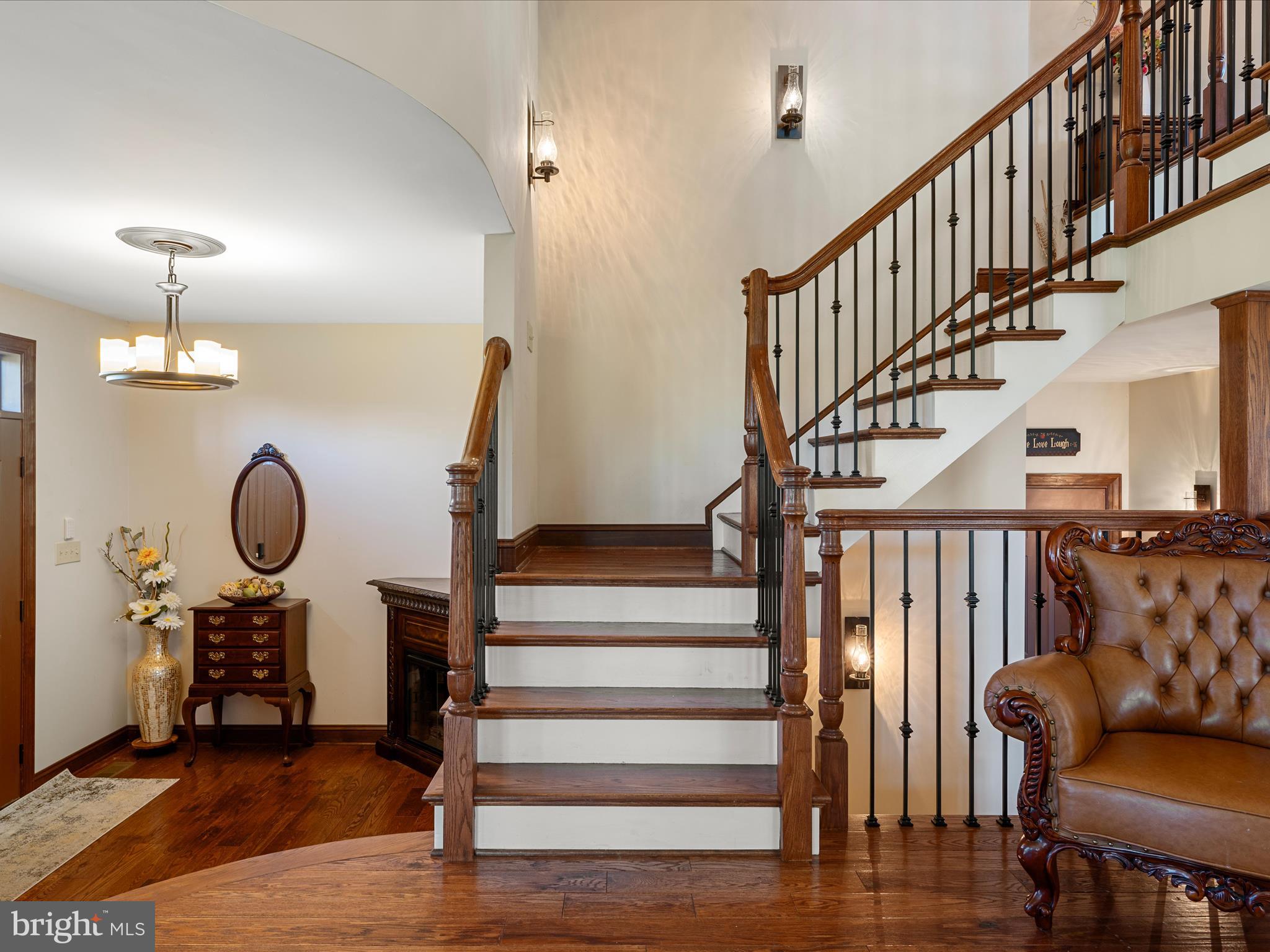 EASTLAND - Residential