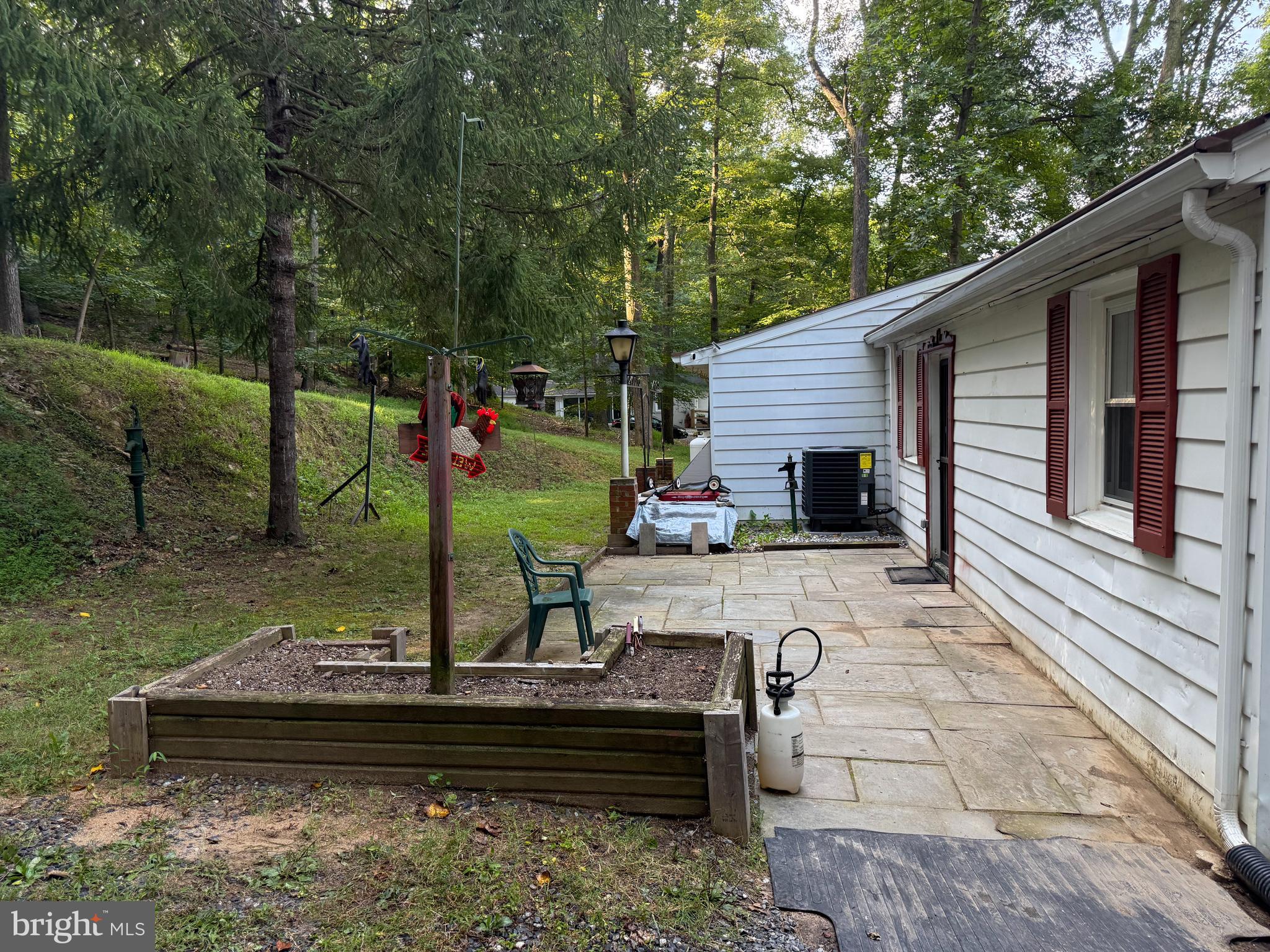 1725 MARRIOTTSVILLE ROAD