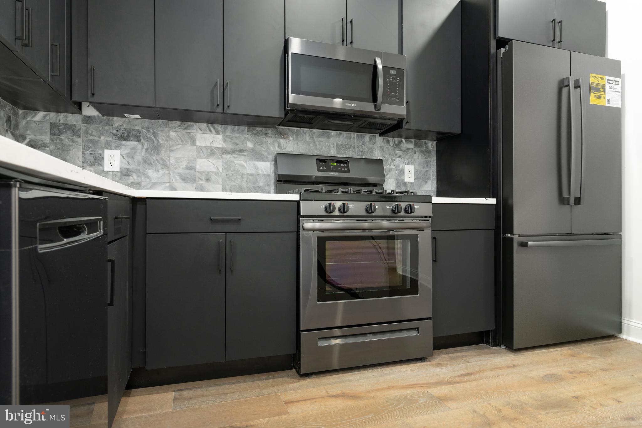 GRADUATE HOSPITAL - Residential Lease