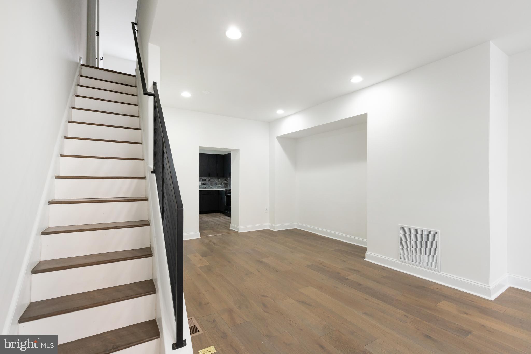 GRADUATE HOSPITAL - Residential Lease