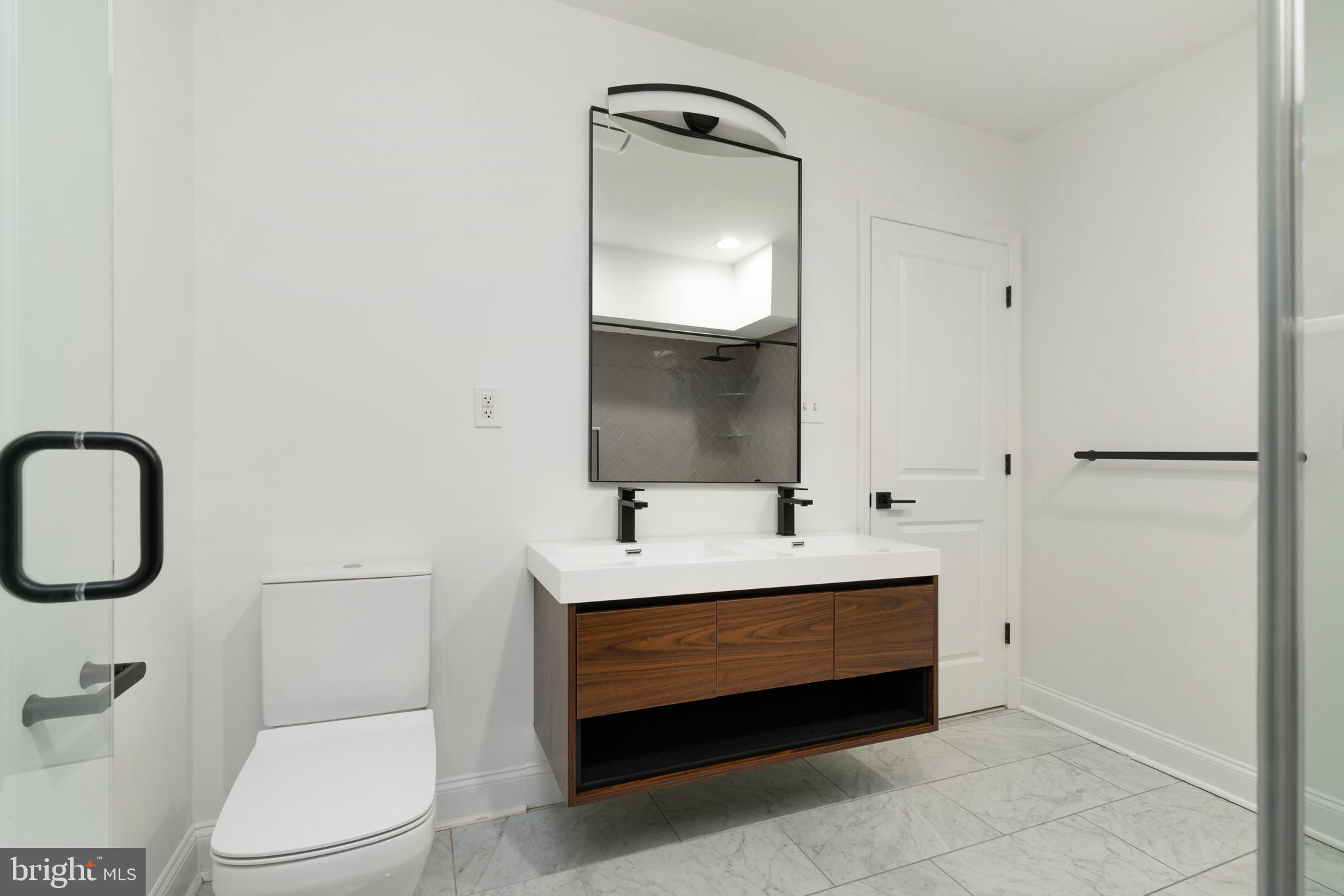 GRADUATE HOSPITAL - Residential Lease