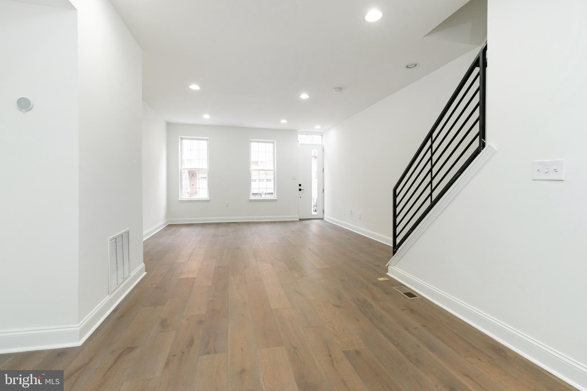 GRADUATE HOSPITAL - Residential Lease