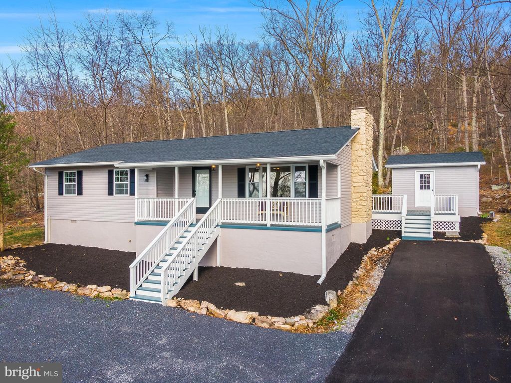 Photo of 224 Hawk Trl, WINCHESTER, VA 22602 (MLS # VAFV2040470)