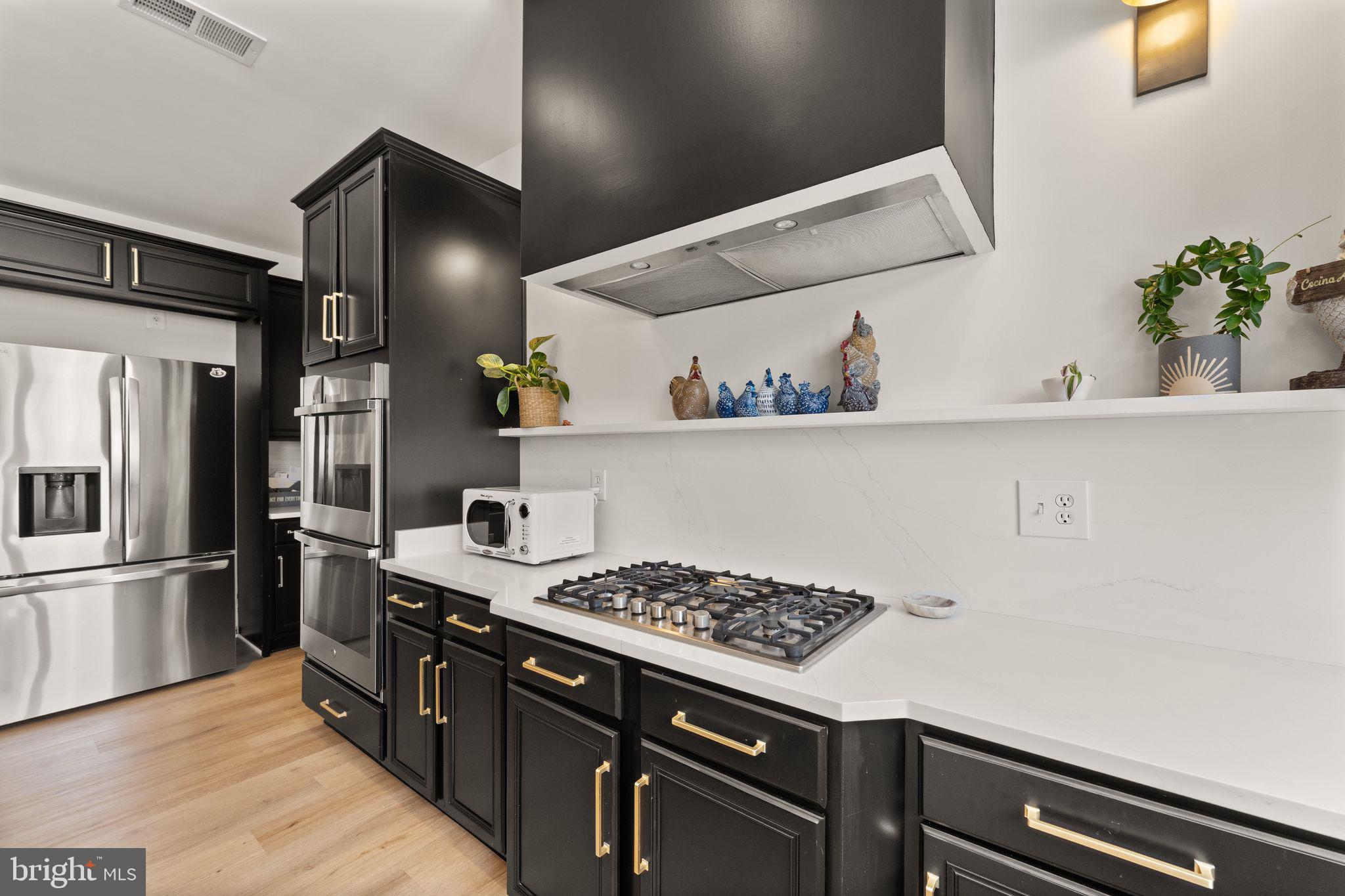 RIVER CREEK - Residential