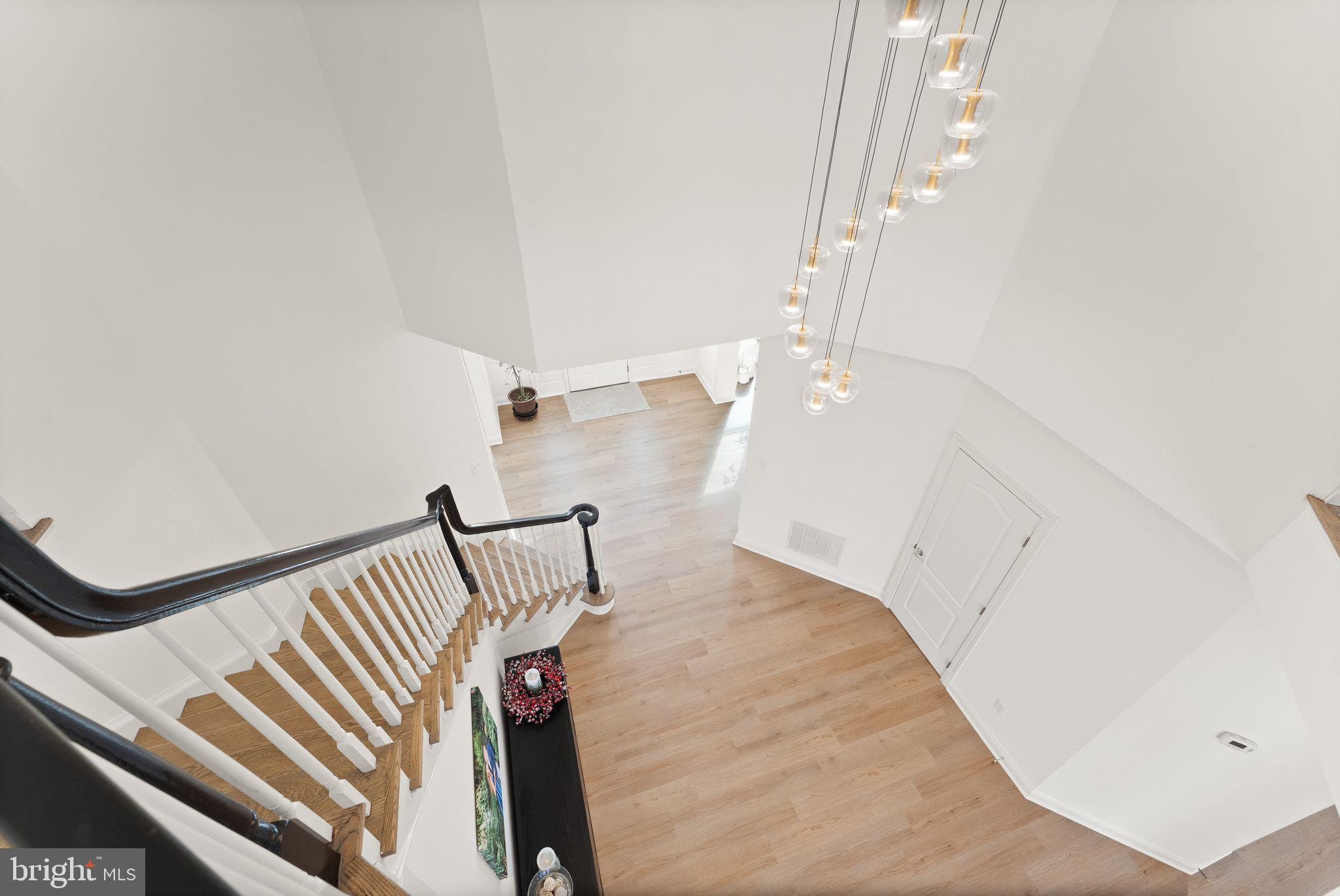 RIVER CREEK - Residential