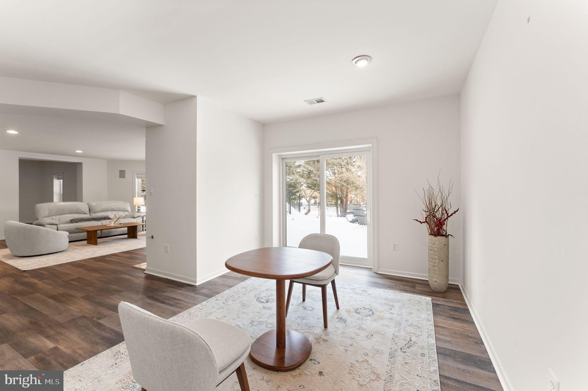 RIVER CREEK - Residential