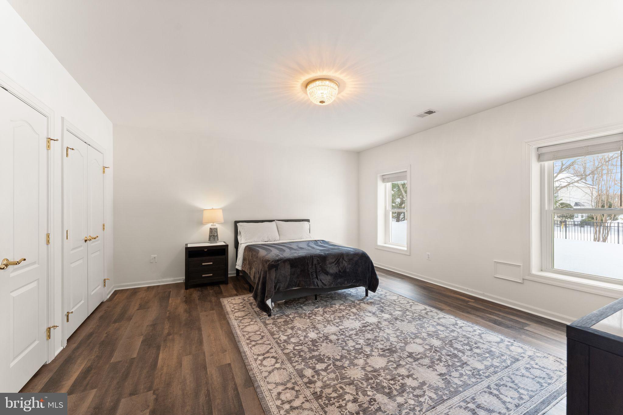 RIVER CREEK - Residential