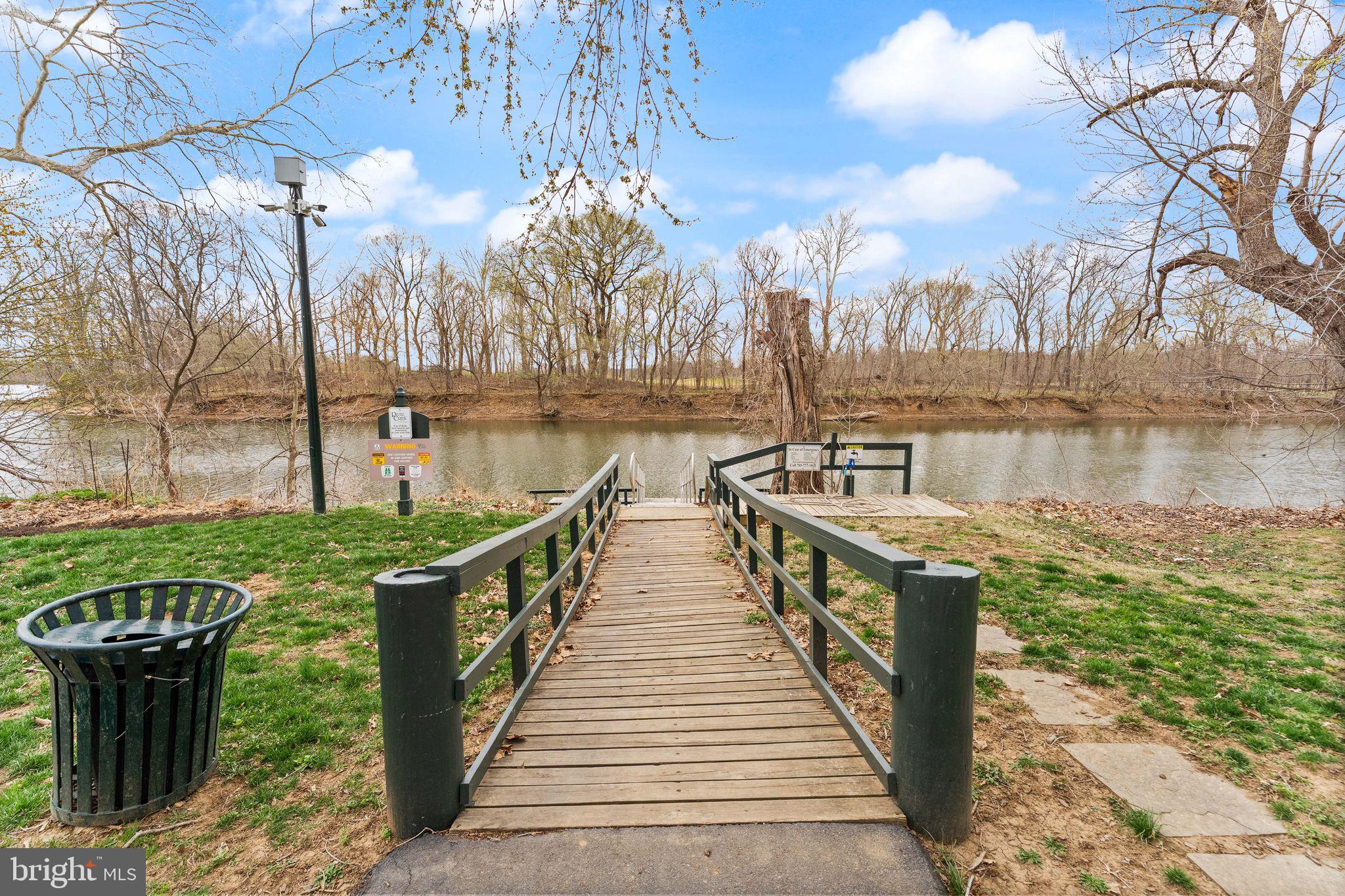 RIVER CREEK - Residential