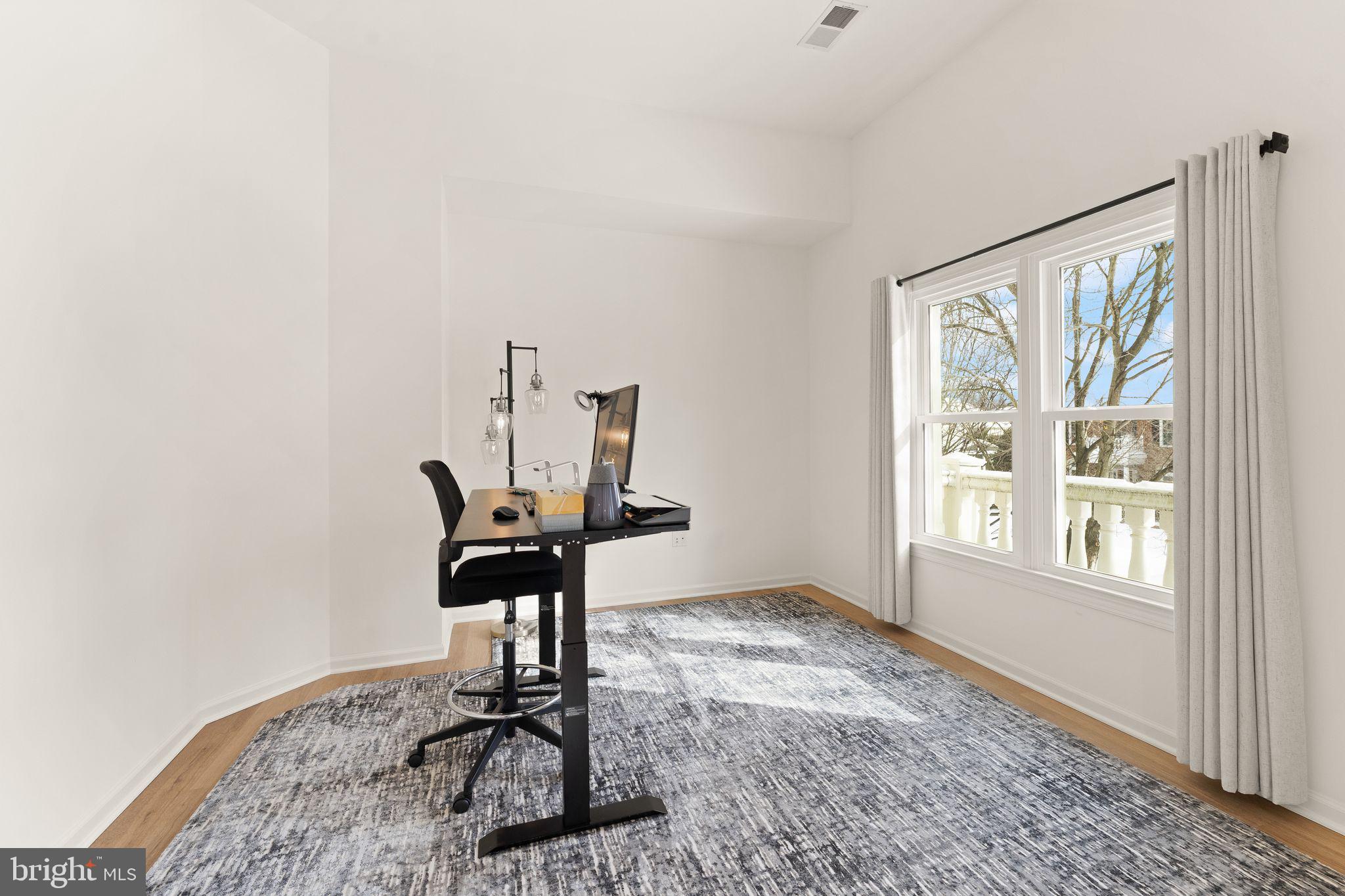 RIVER CREEK - Residential