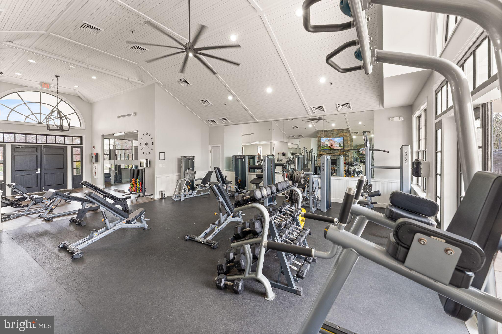 RIVER CREEK - Residential