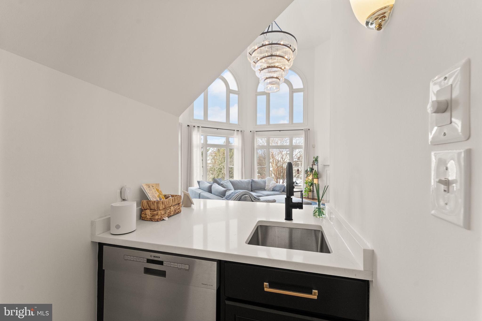 RIVER CREEK - Residential