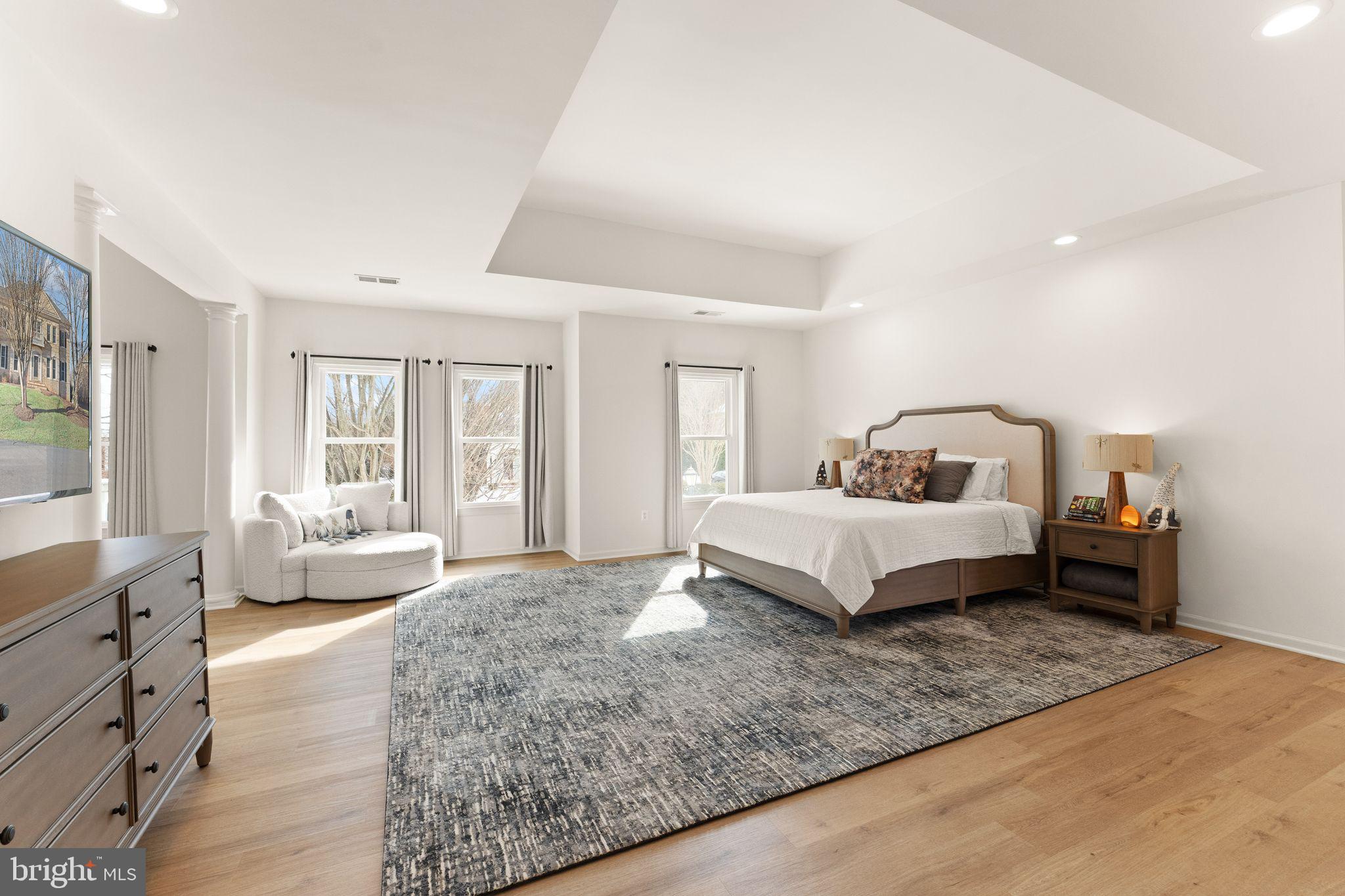 RIVER CREEK - Residential