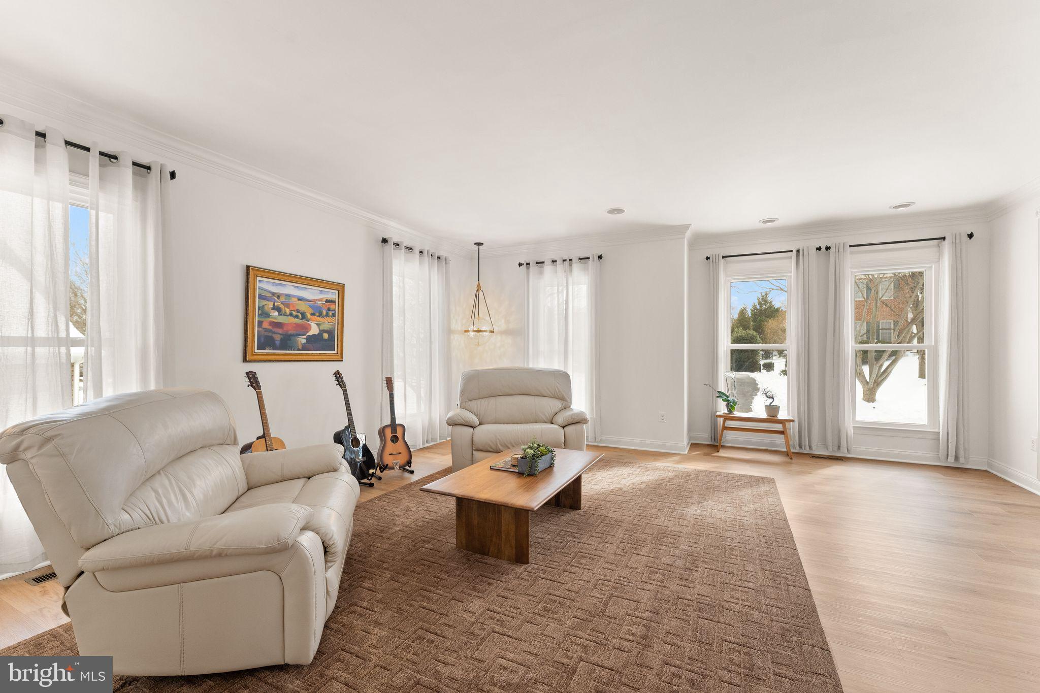 RIVER CREEK - Residential