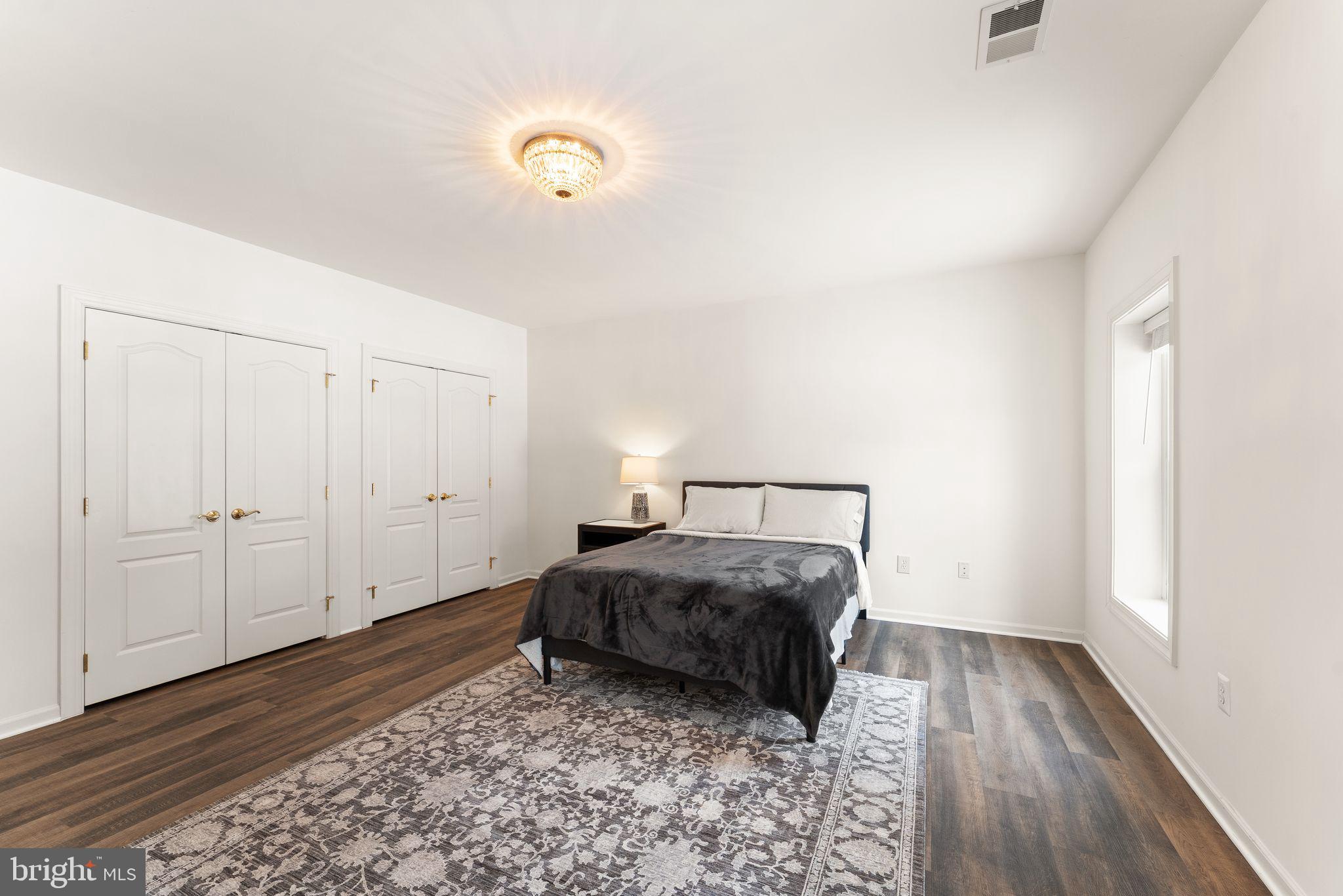 RIVER CREEK - Residential