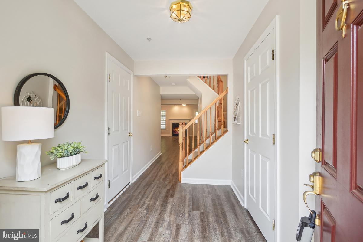 OATLAND FARM - Residential