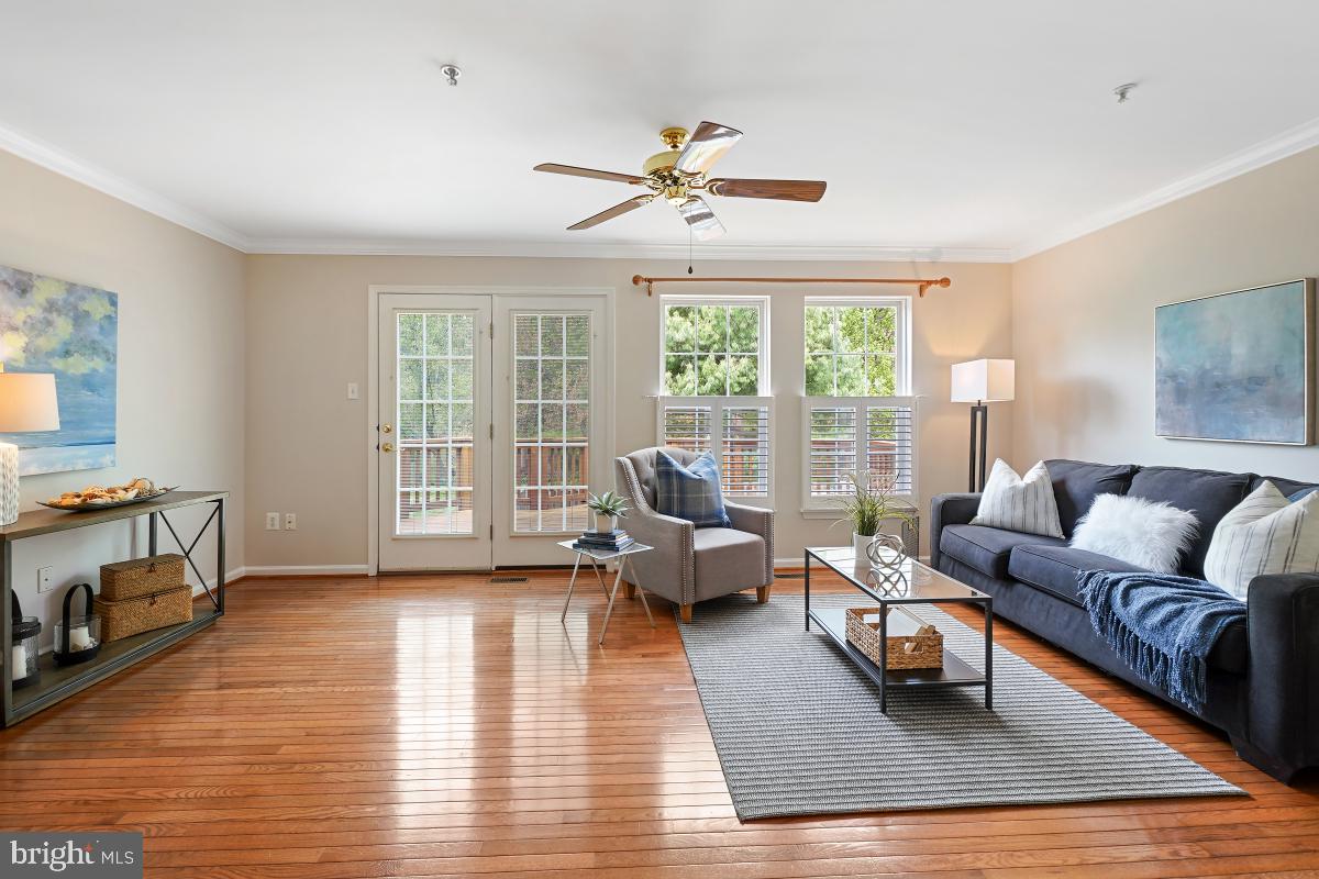 OATLAND FARM - Residential