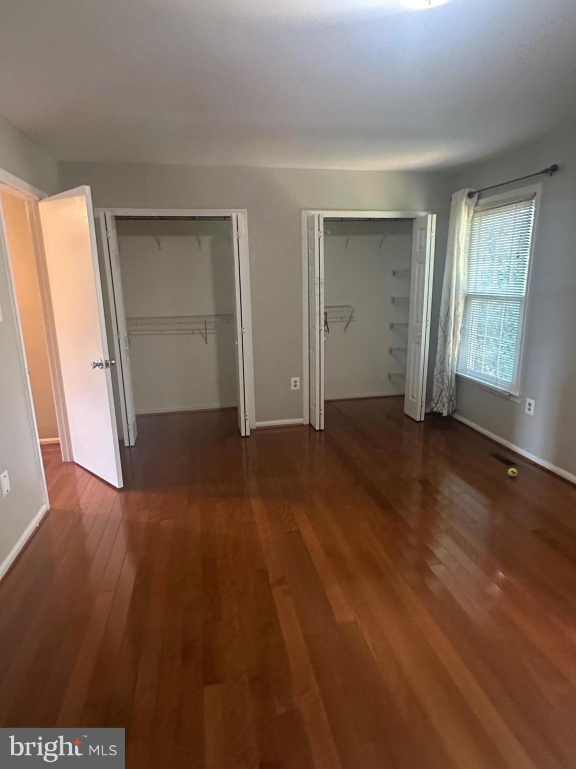 STEPHEN KNOLLS - Residential Lease