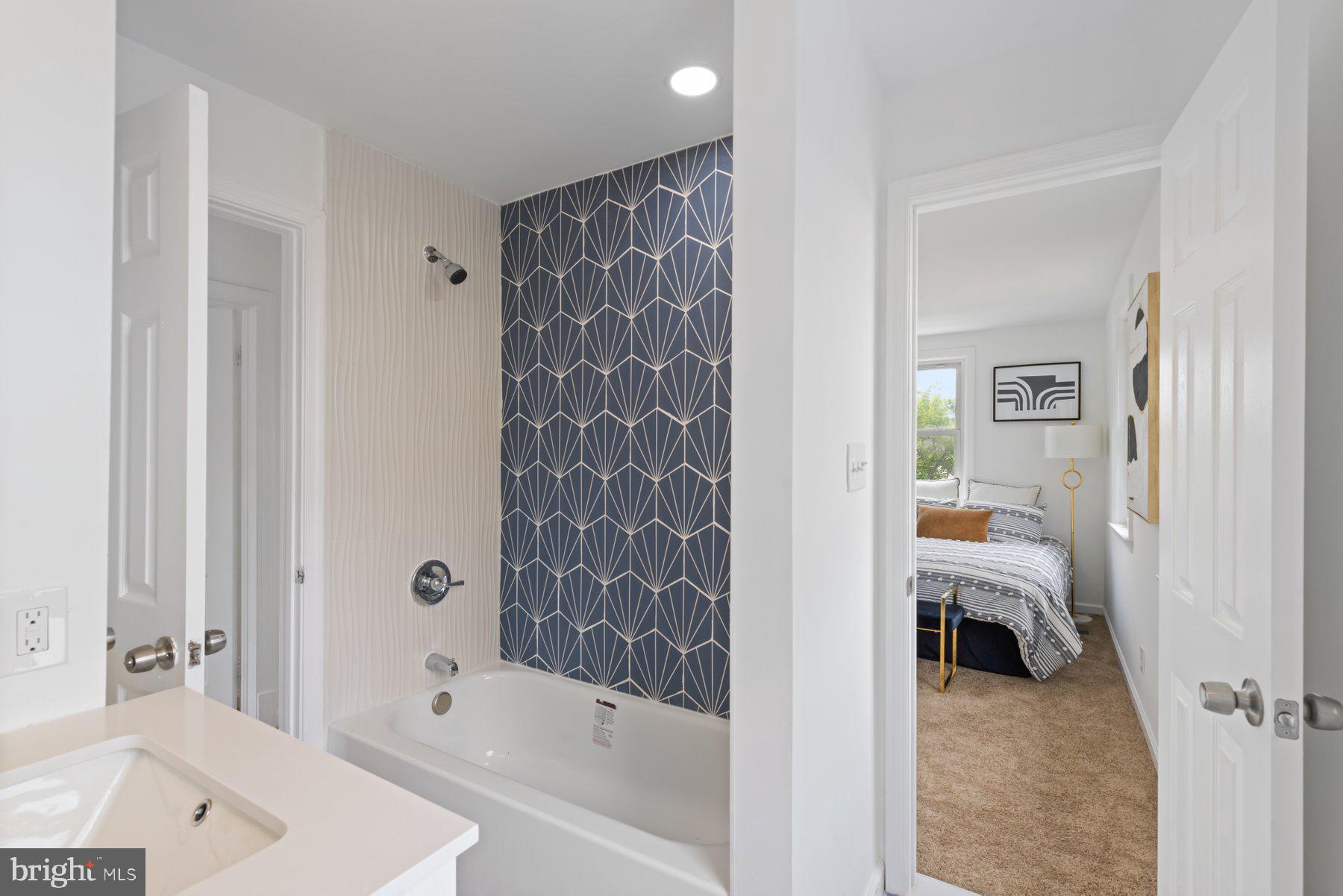 HAMILTON HEIGHTS - Residential