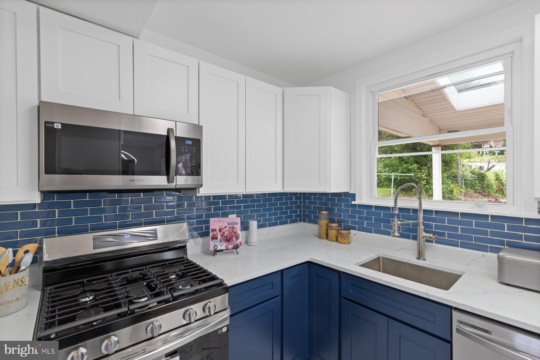 HAMILTON HEIGHTS - Residential