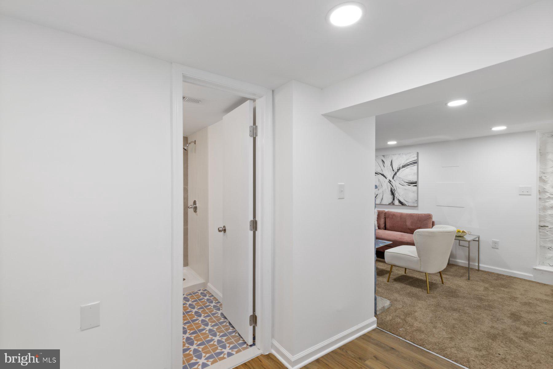 HAMILTON HEIGHTS - Residential