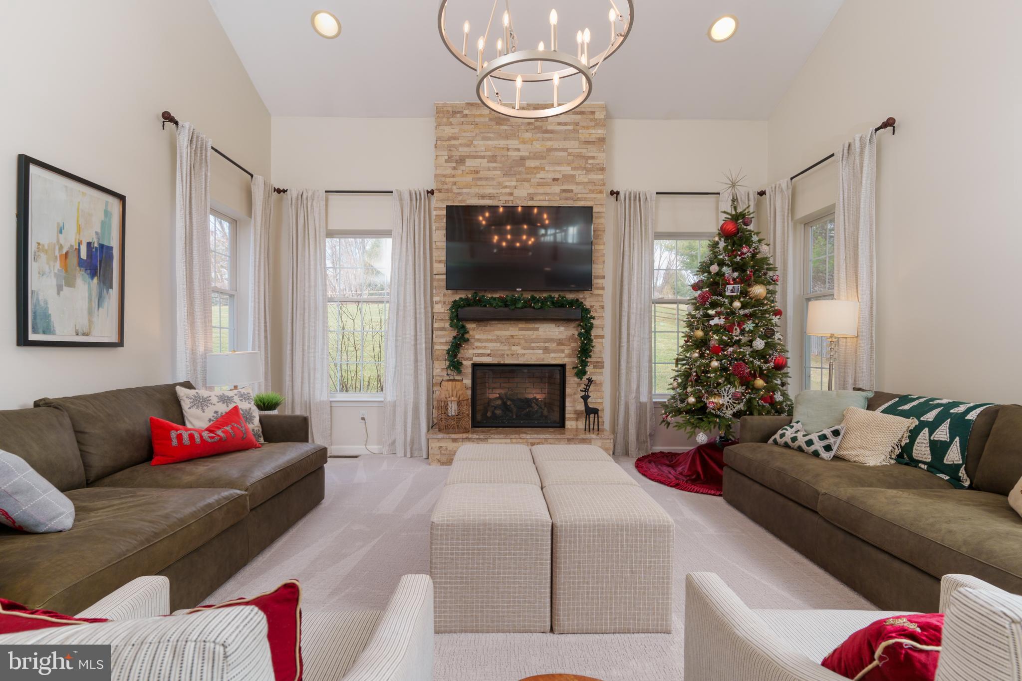 MEADOW RUN - Residential