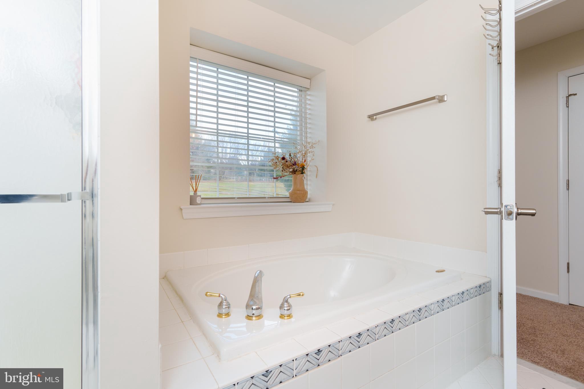 MEADOW RUN - Residential