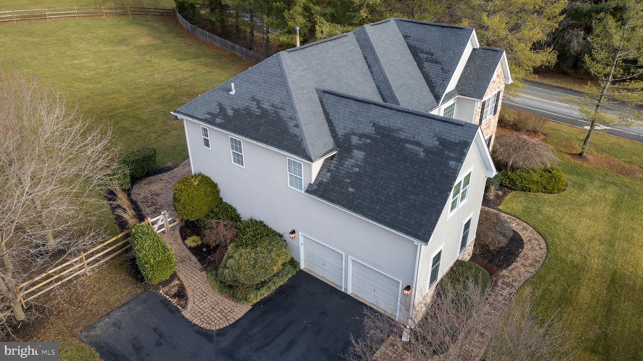 MEADOW RUN - Residential