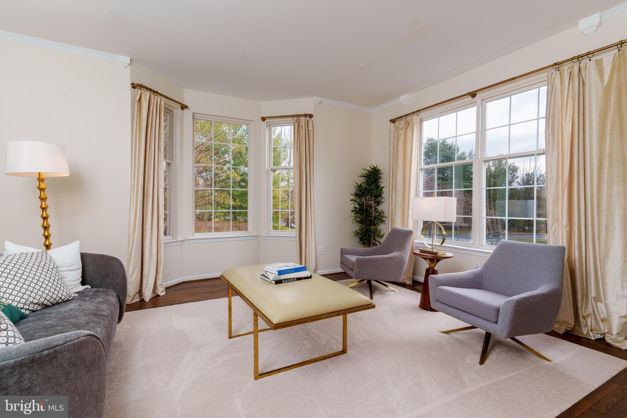 MEADOW RUN - Residential