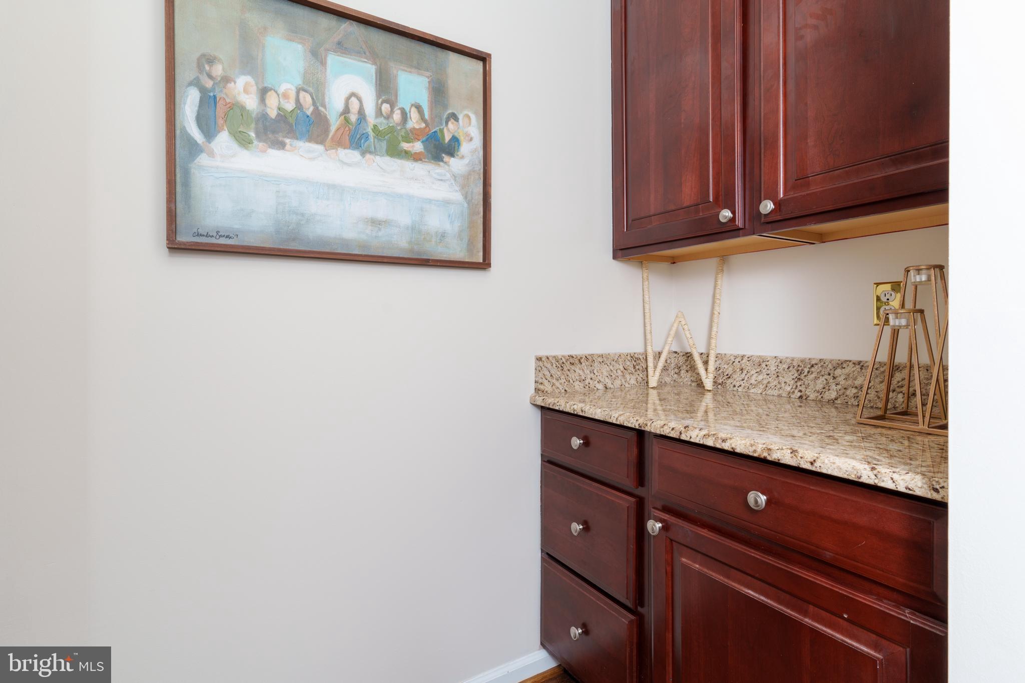 MEADOW RUN - Residential