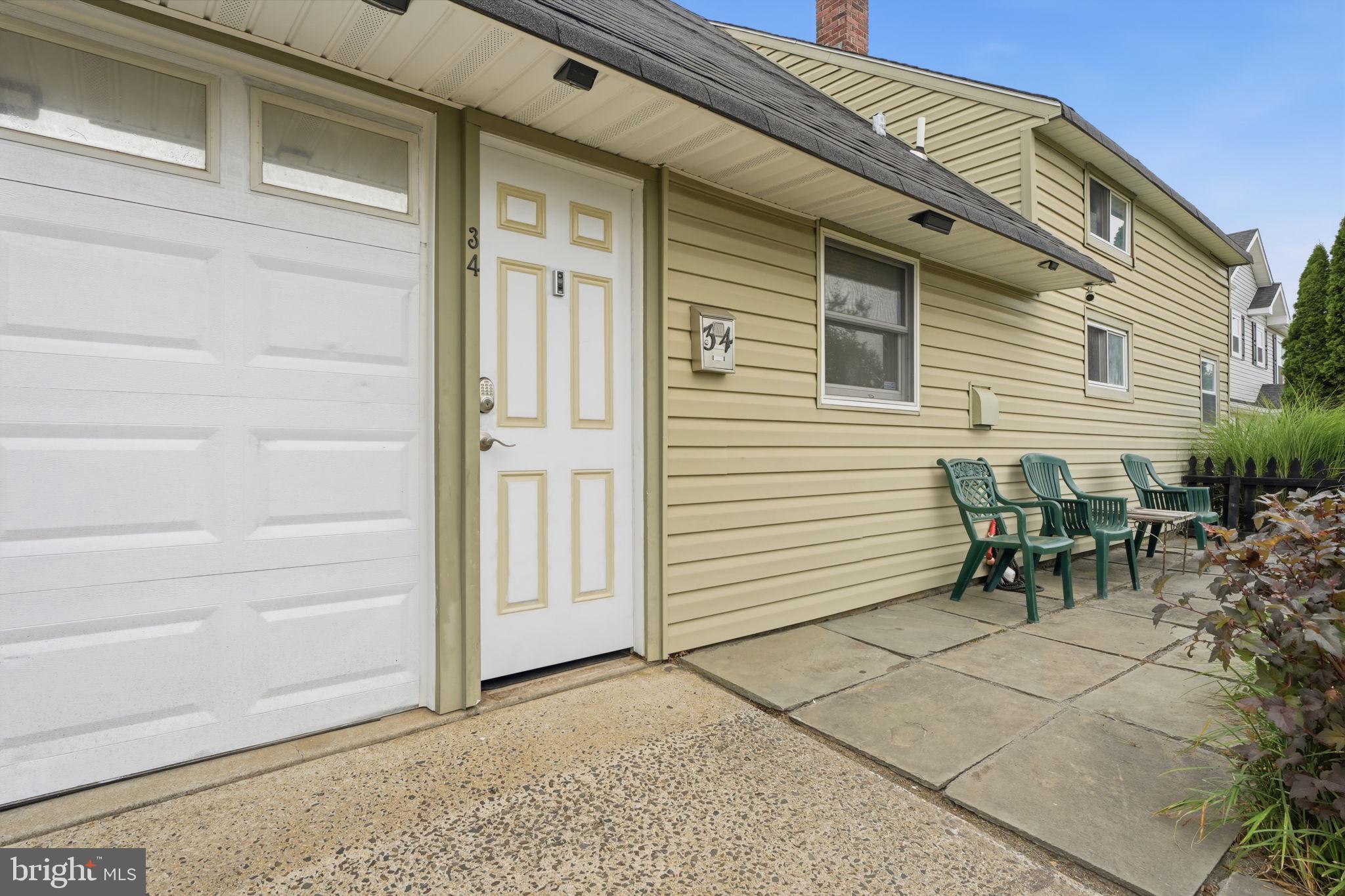 34 RIDGE LANE