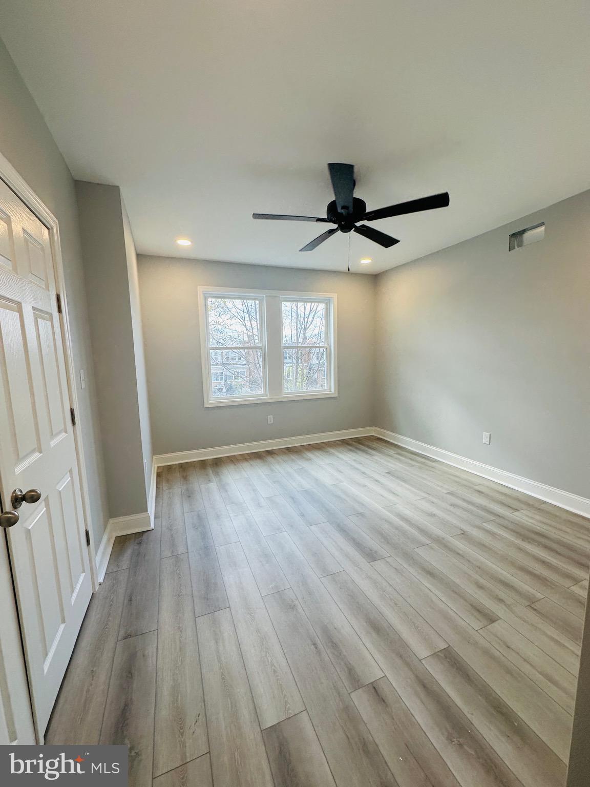 MAYFAIR (WEST) - Residential