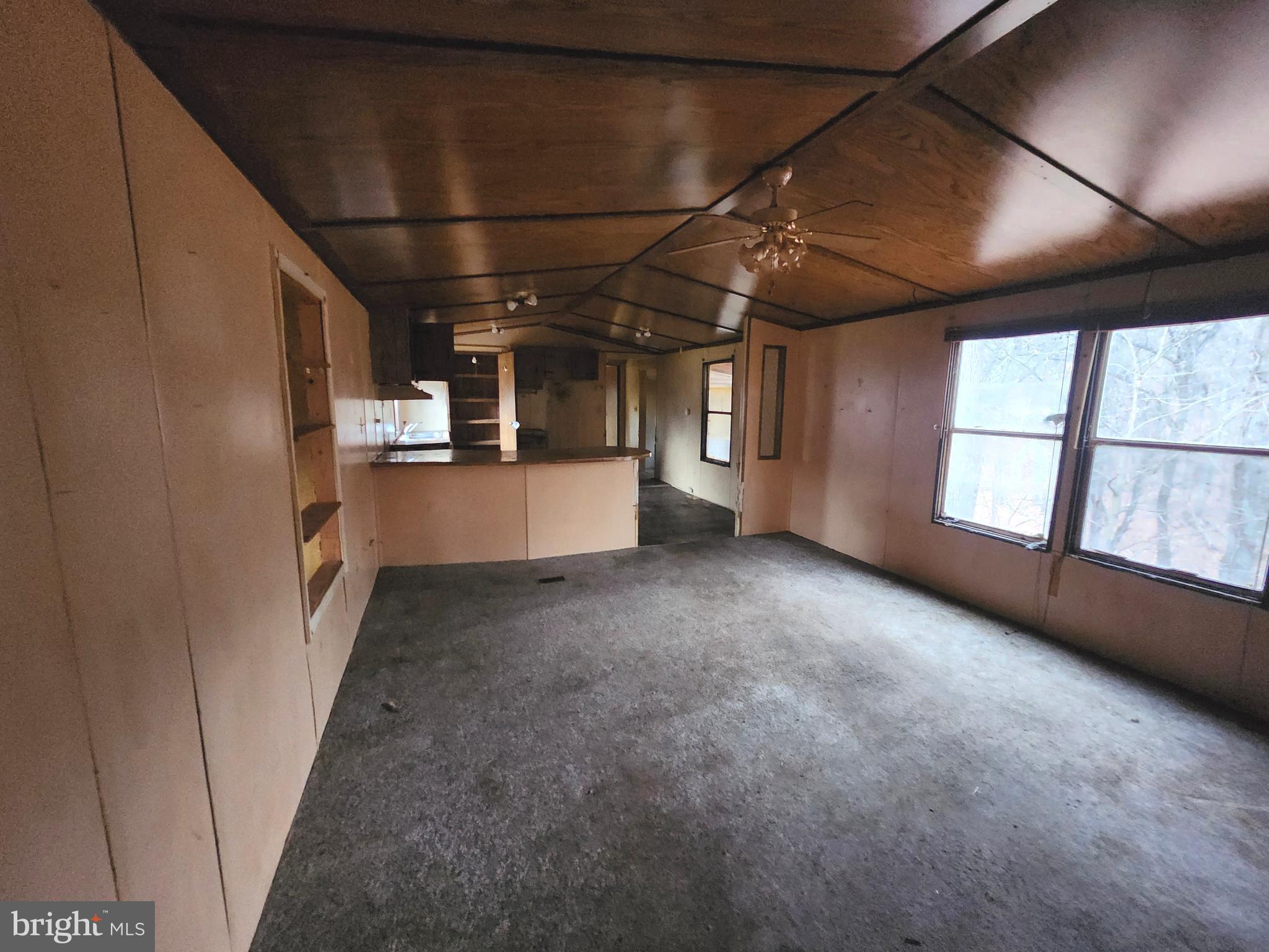 TOWN HILL RANCHES - Residential