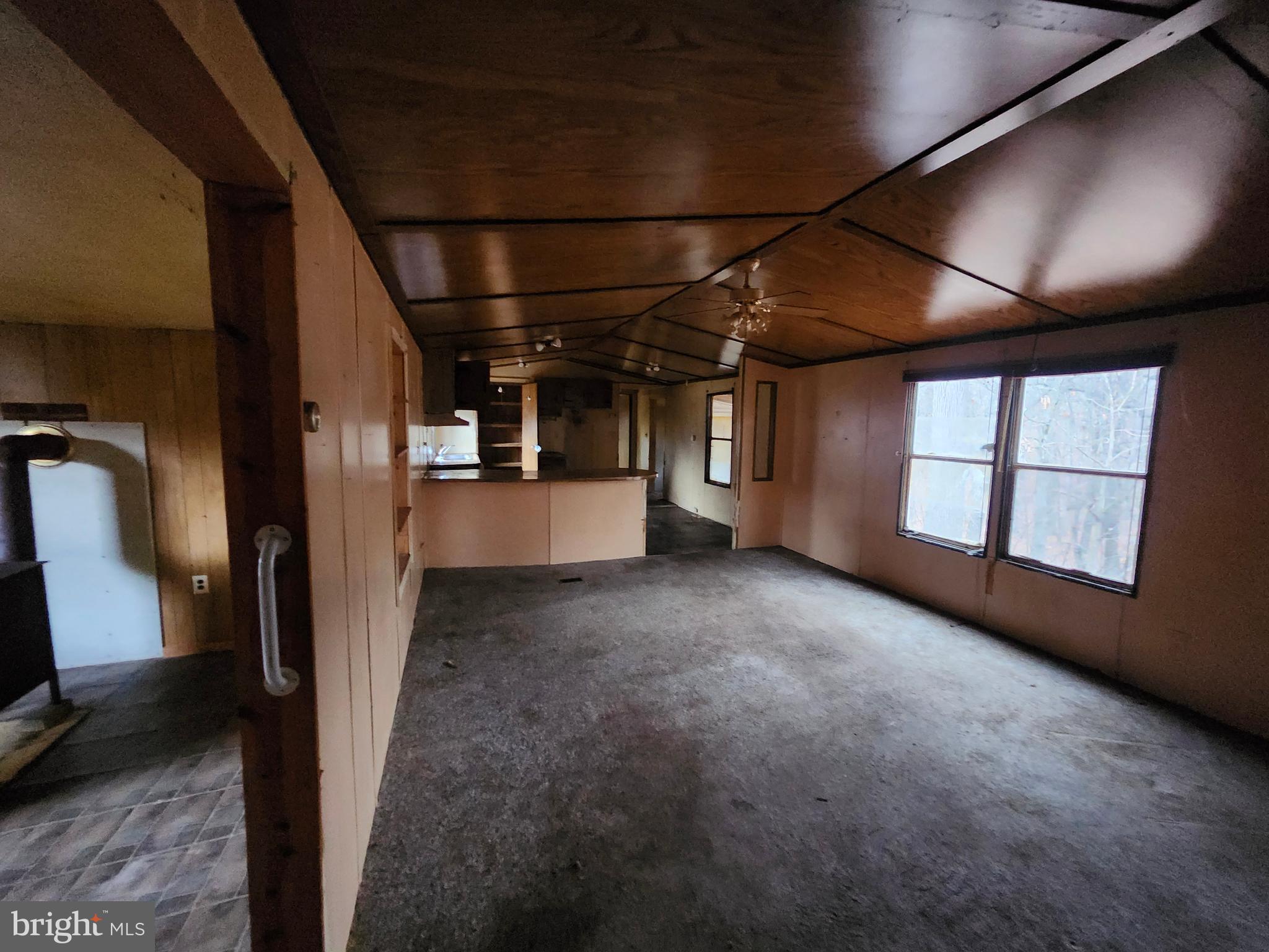 TOWN HILL RANCHES - Residential