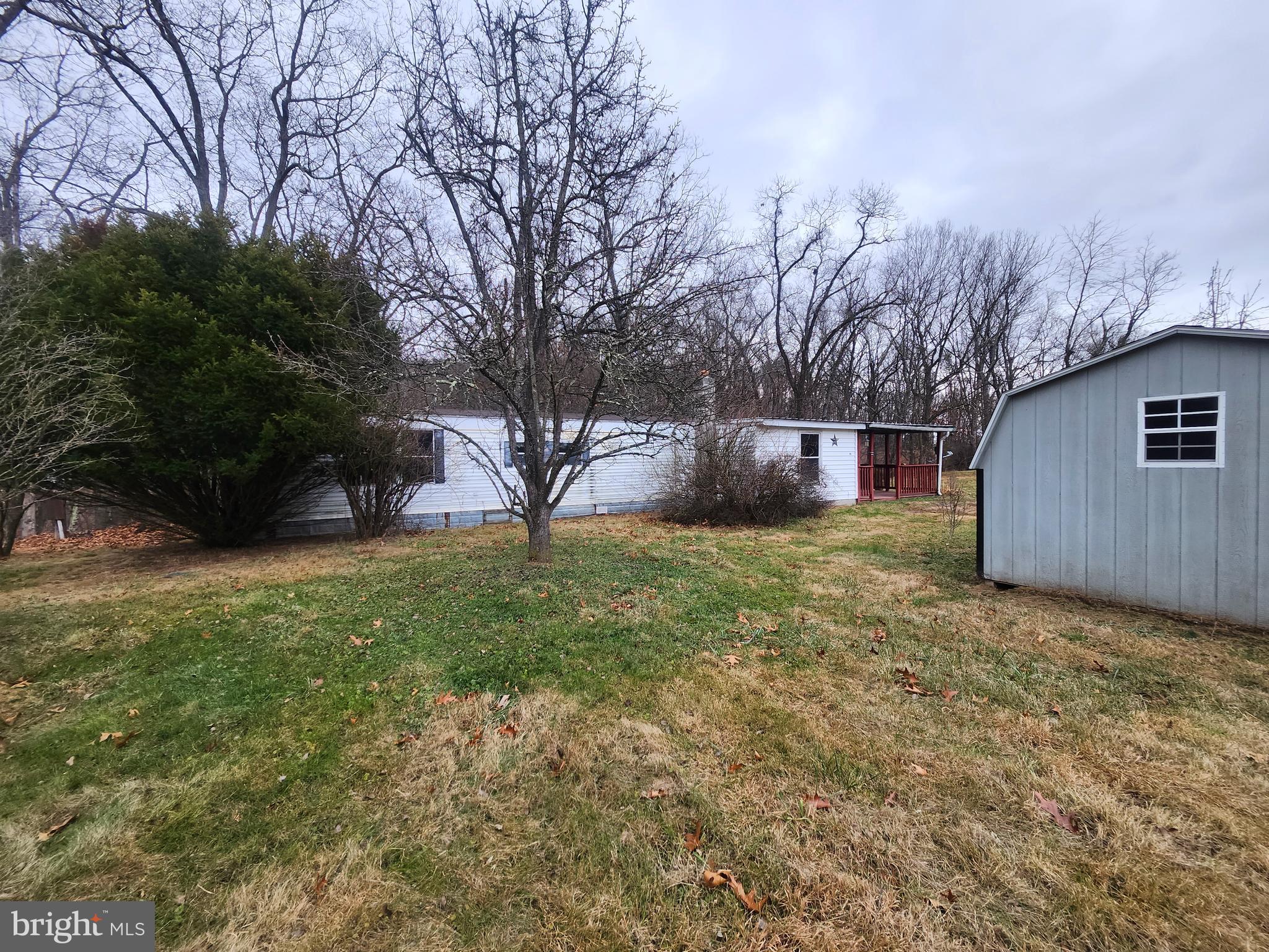 TOWN HILL RANCHES - Residential