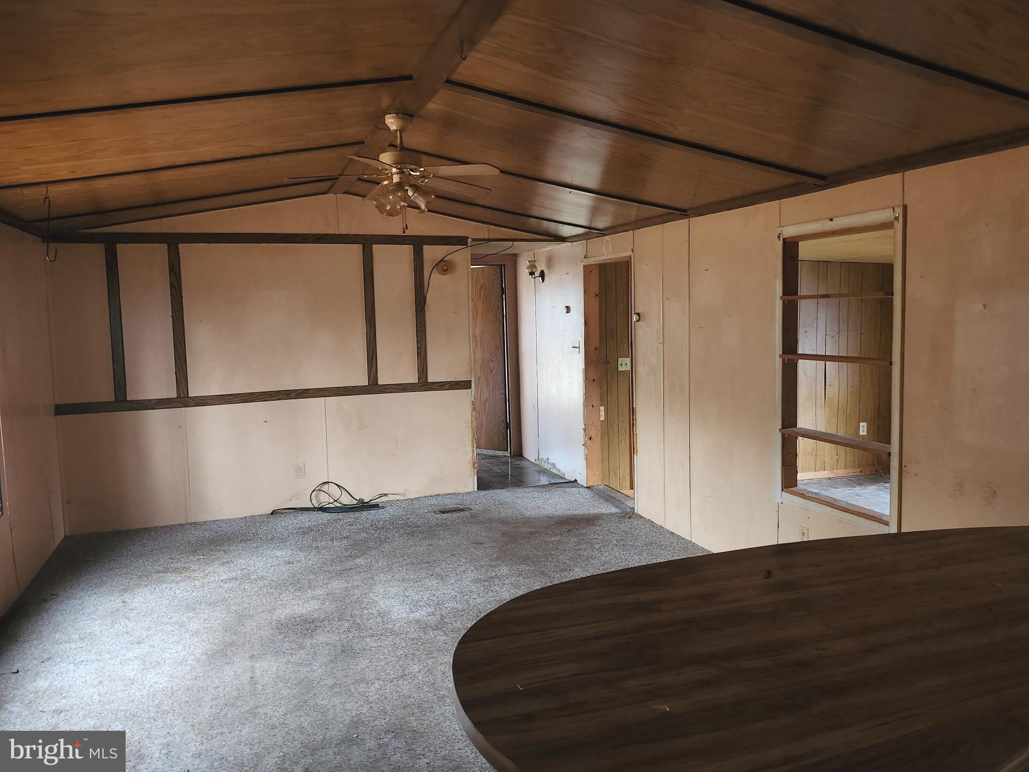 TOWN HILL RANCHES - Residential