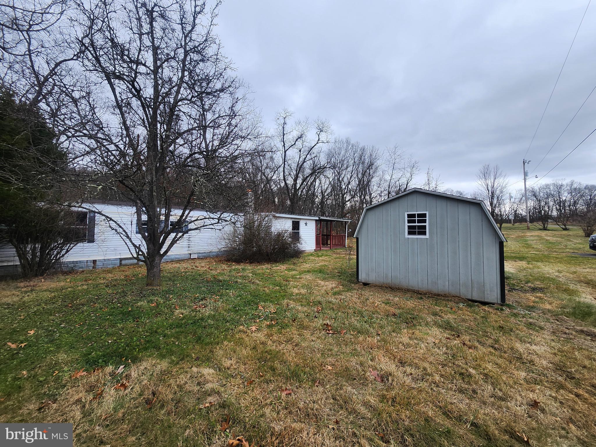 TOWN HILL RANCHES - Residential