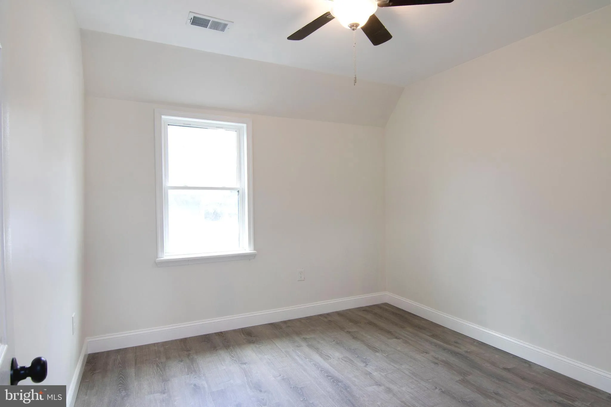 Vineland, New Jersey 08360, United States, 3 Bedrooms Bedrooms, ,2 BathroomsBathrooms,Residential,Active,190268