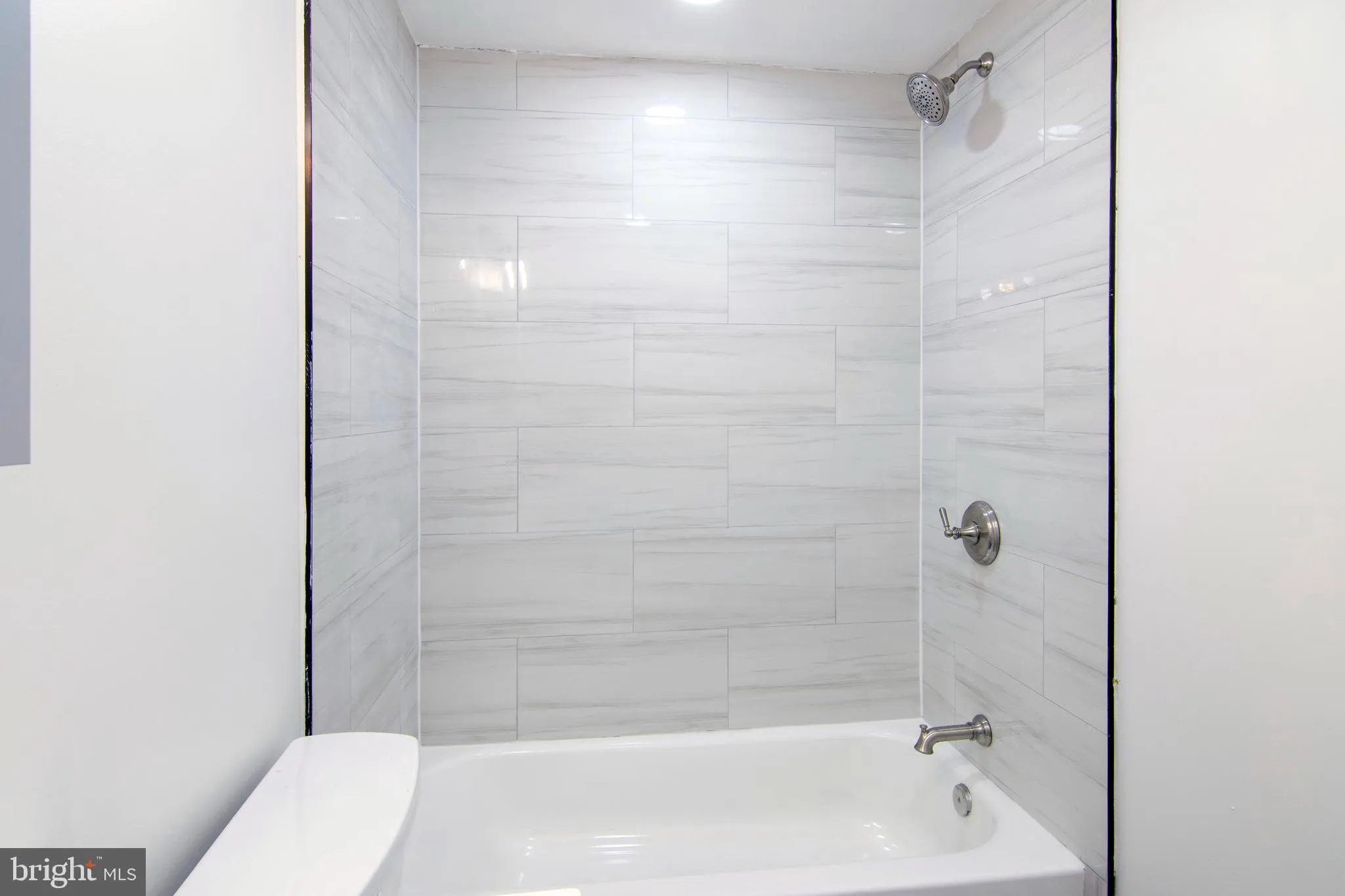 Vineland, New Jersey 08360, United States, 3 Bedrooms Bedrooms, ,2 BathroomsBathrooms,Residential,Active,190268