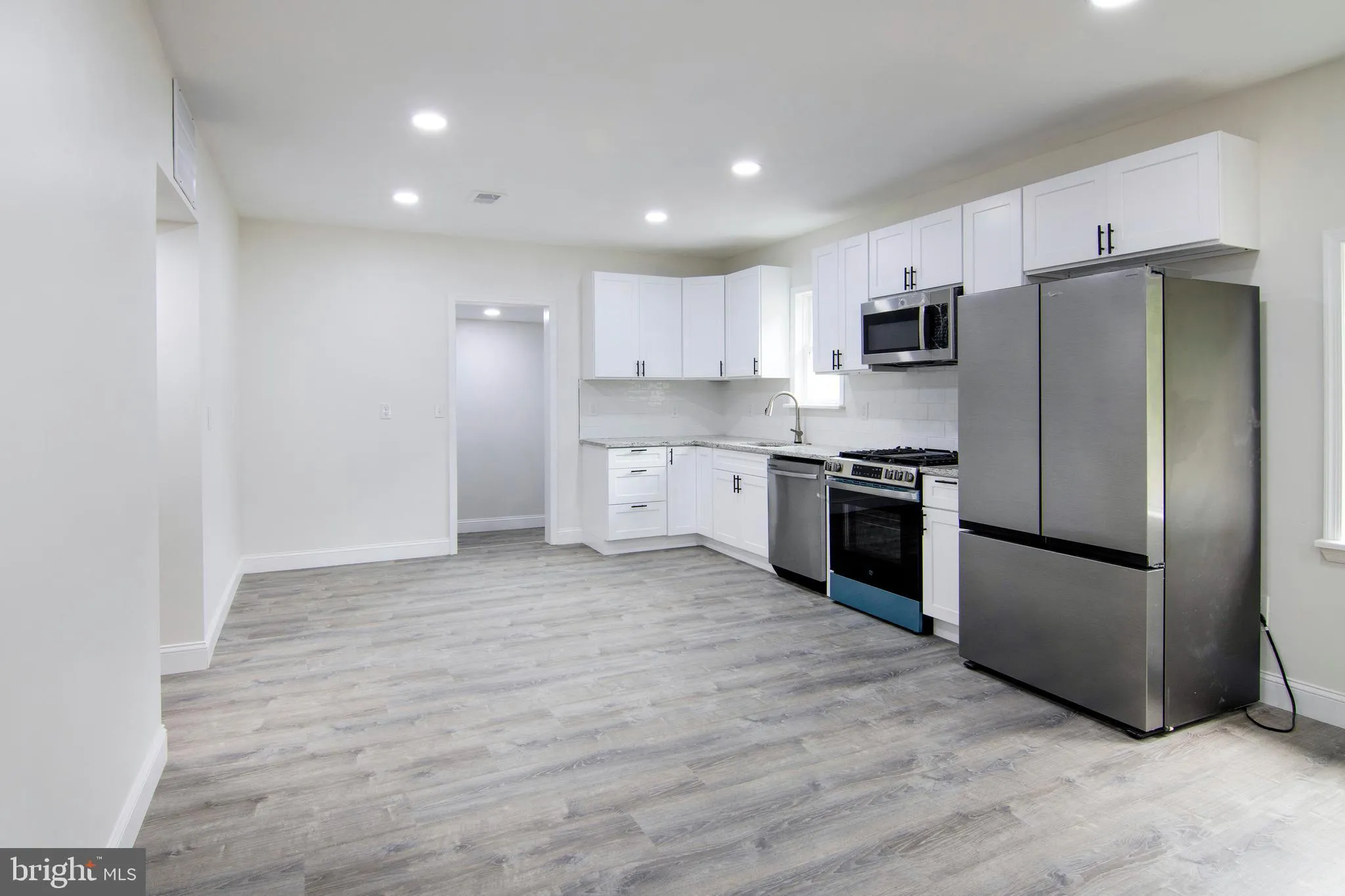 Vineland, New Jersey 08360, United States, 3 Bedrooms Bedrooms, ,2 BathroomsBathrooms,Residential,Active,190268