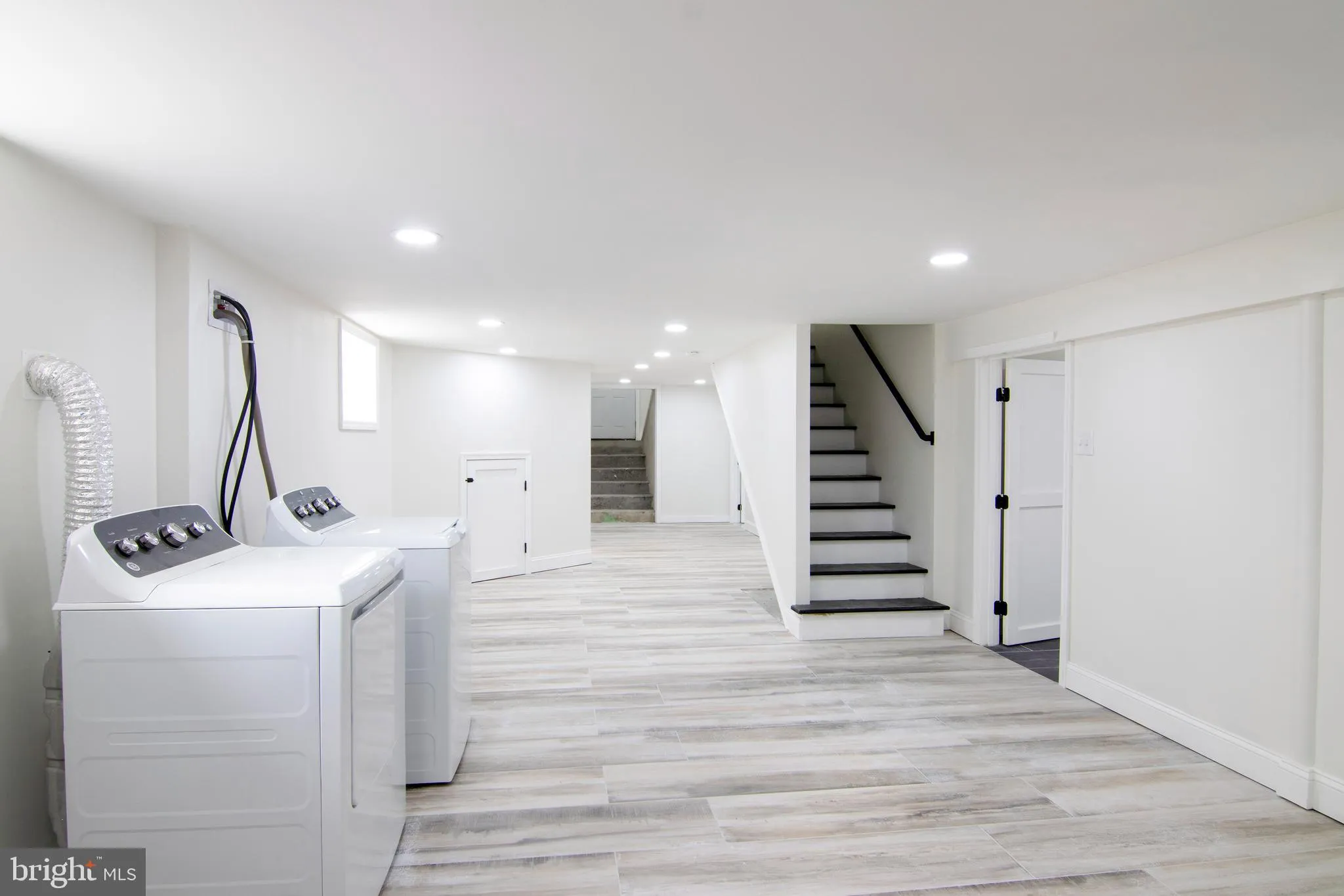 Vineland, New Jersey 08360, United States, 3 Bedrooms Bedrooms, ,2 BathroomsBathrooms,Residential,Active,190268