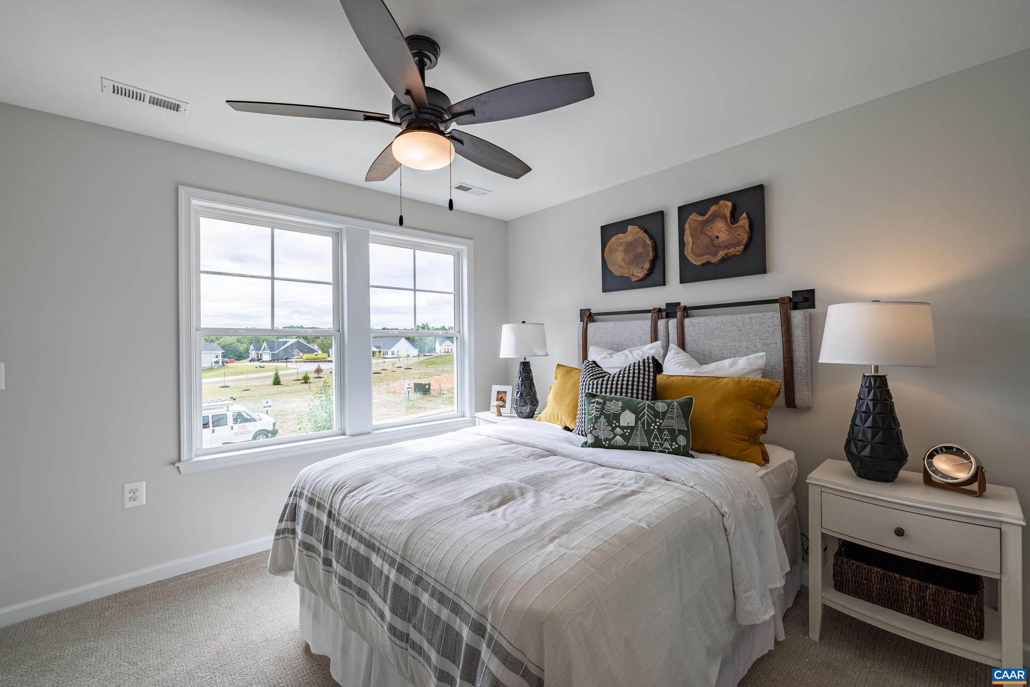 SPRING CREEK - Residential